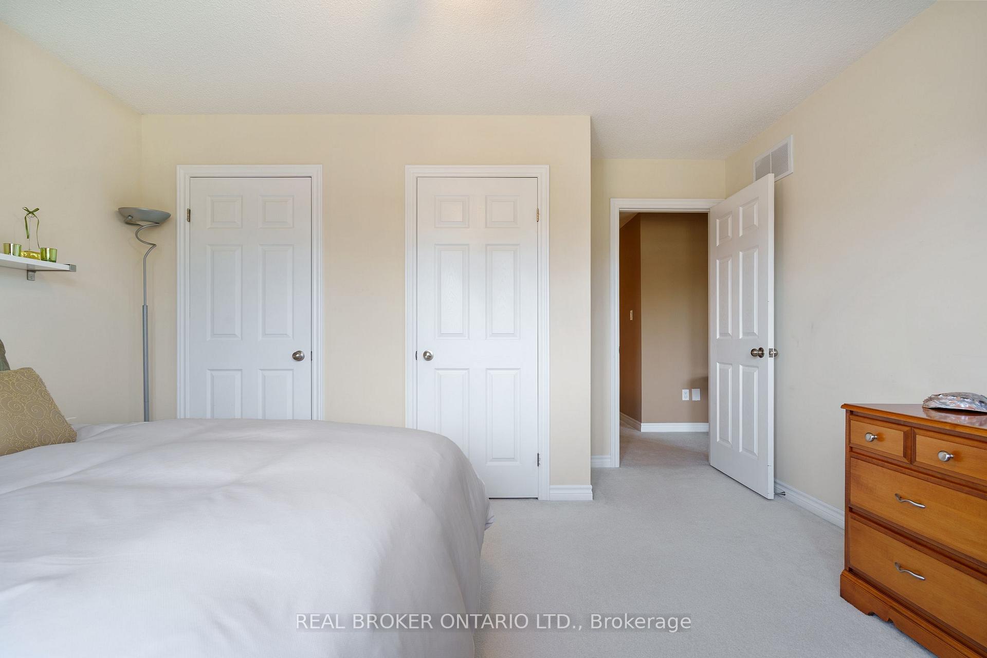 Photo 27 of 182 Valridge Drive, Hamilton, Ancaster — HOMEH