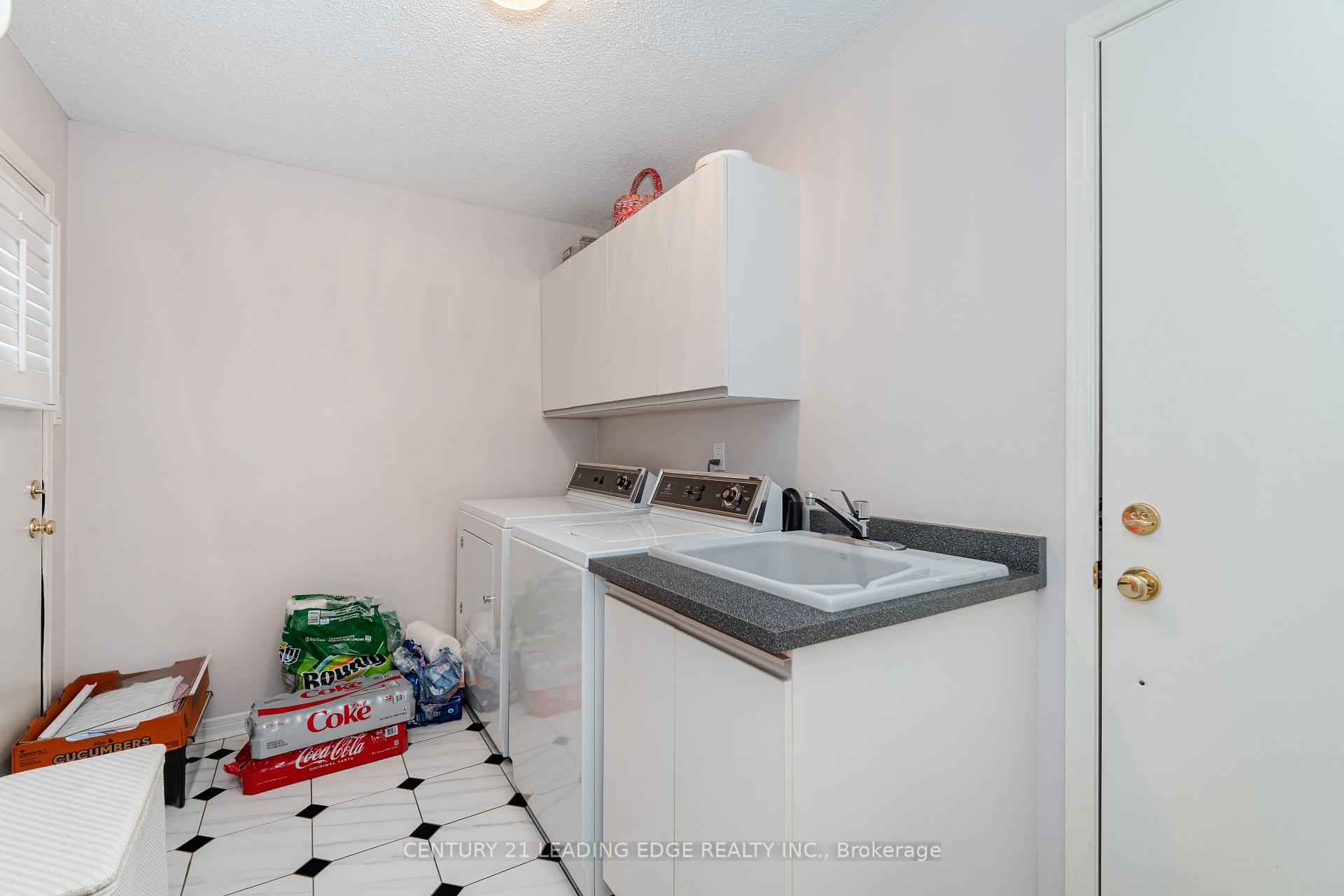 Photo 28 of 14 Edgecroft Trail, Vaughan, Brownridge — HOMEH