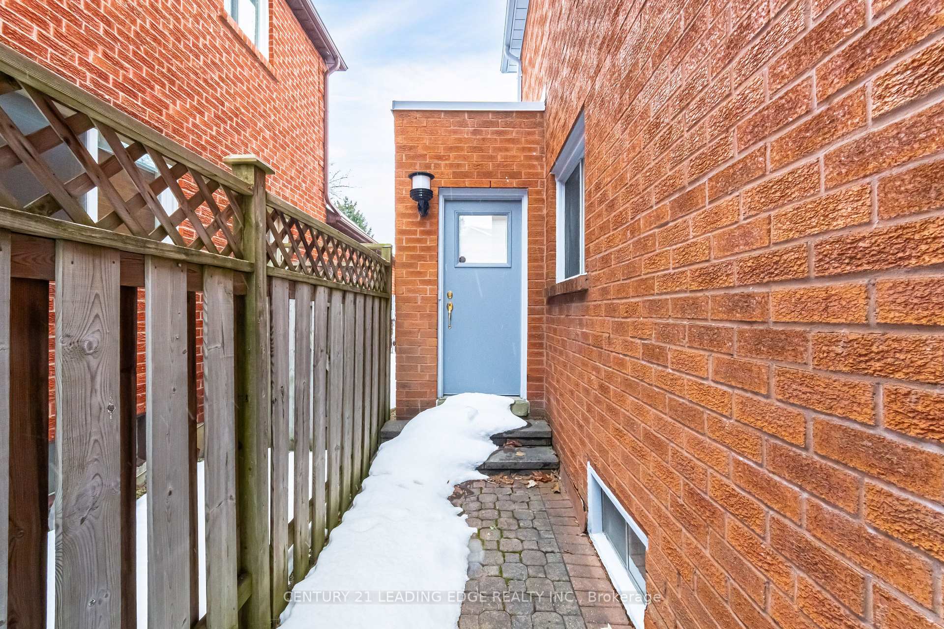 Photo 43 of 14 Edgecroft Trail, Vaughan, Brownridge — HOMEH