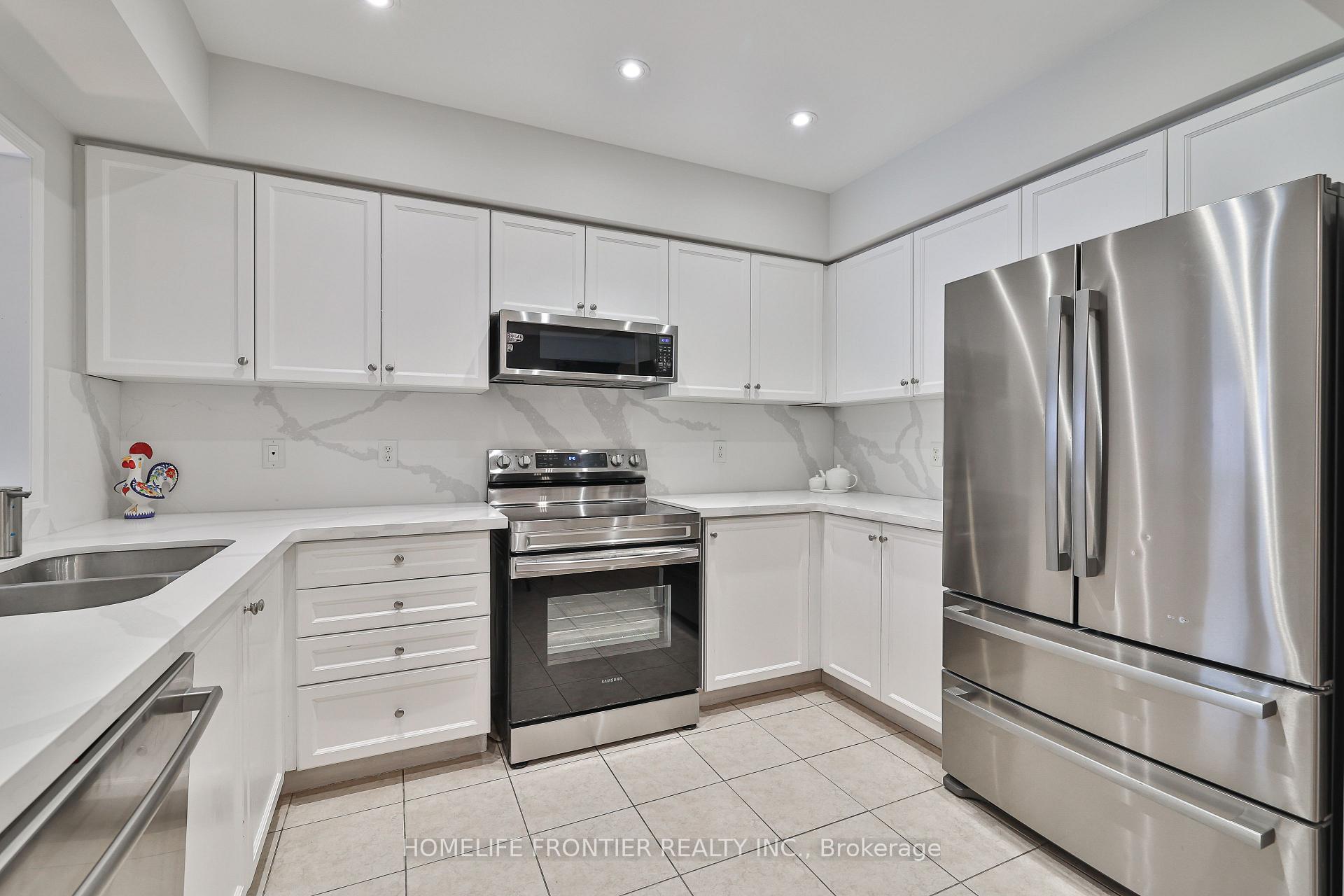 Photo 9 of 88 Penderwick Crescent, Vaughan, Vellore Village — HOMEH