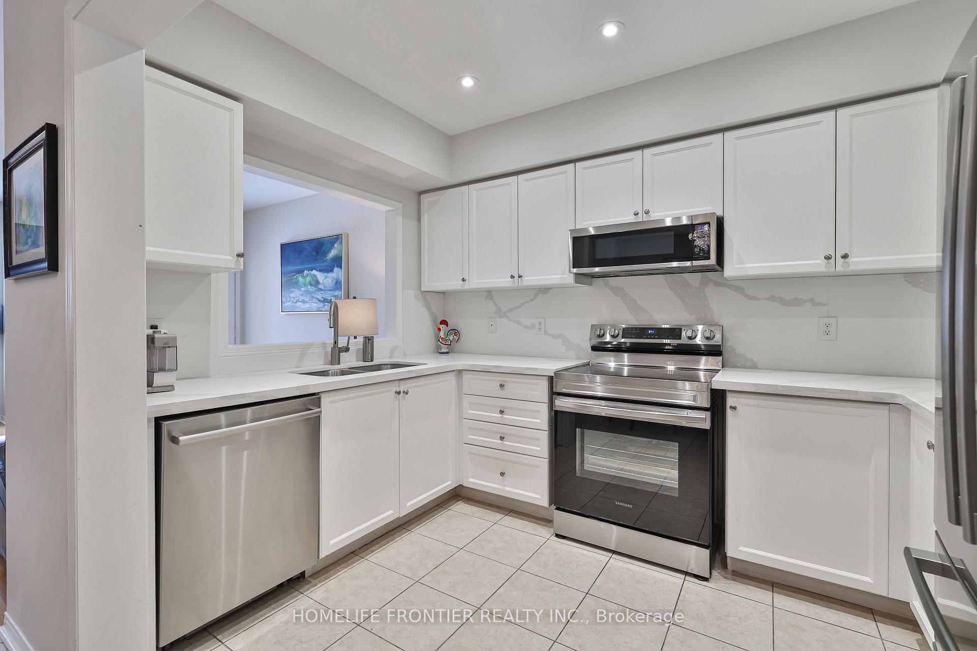 Photo 10 of 88 Penderwick Crescent, Vaughan, Vellore Village — HOMEH