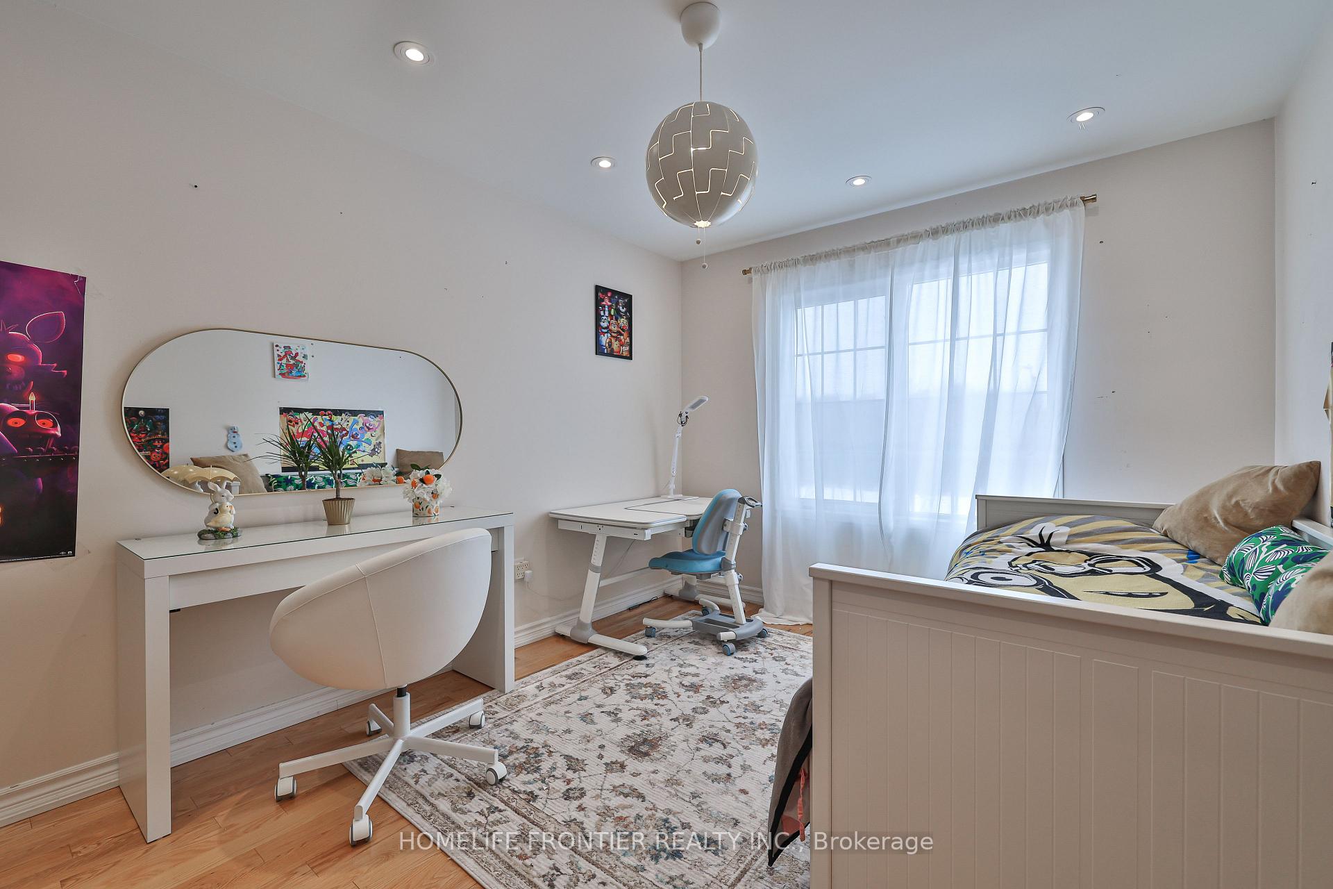 Photo 29 of 88 Penderwick Crescent, Vaughan, Vellore Village — HOMEH
