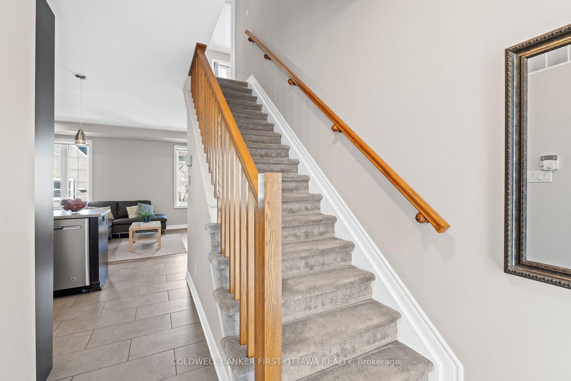 Photo 6 of 982 Hooper Street, Ottawa, Carlington — HOMEH