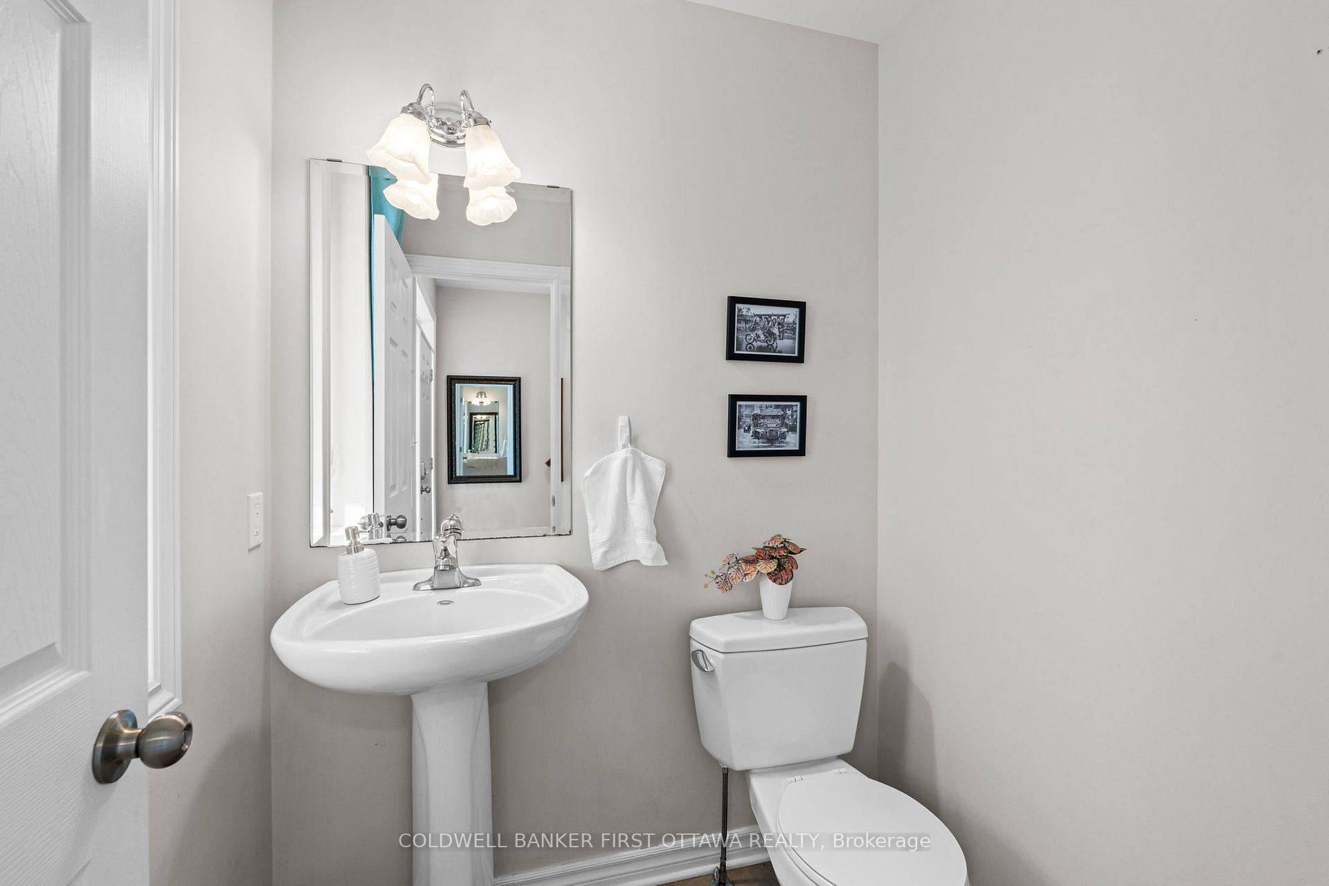Photo 16 of 982 Hooper Street, Ottawa, Carlington — HOMEH