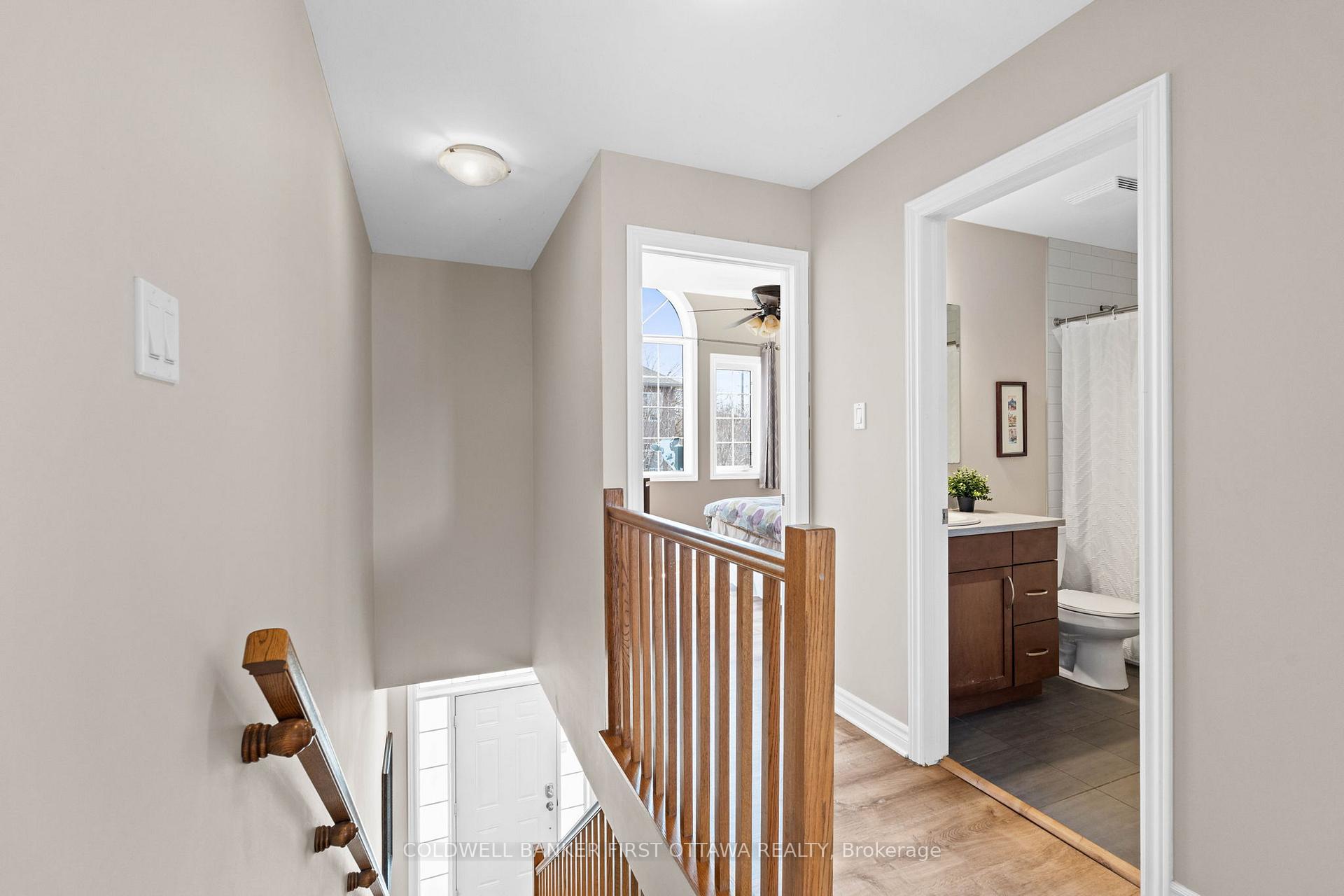 Photo 15 of 982 Hooper Street, Ottawa, Carlington — HOMEH