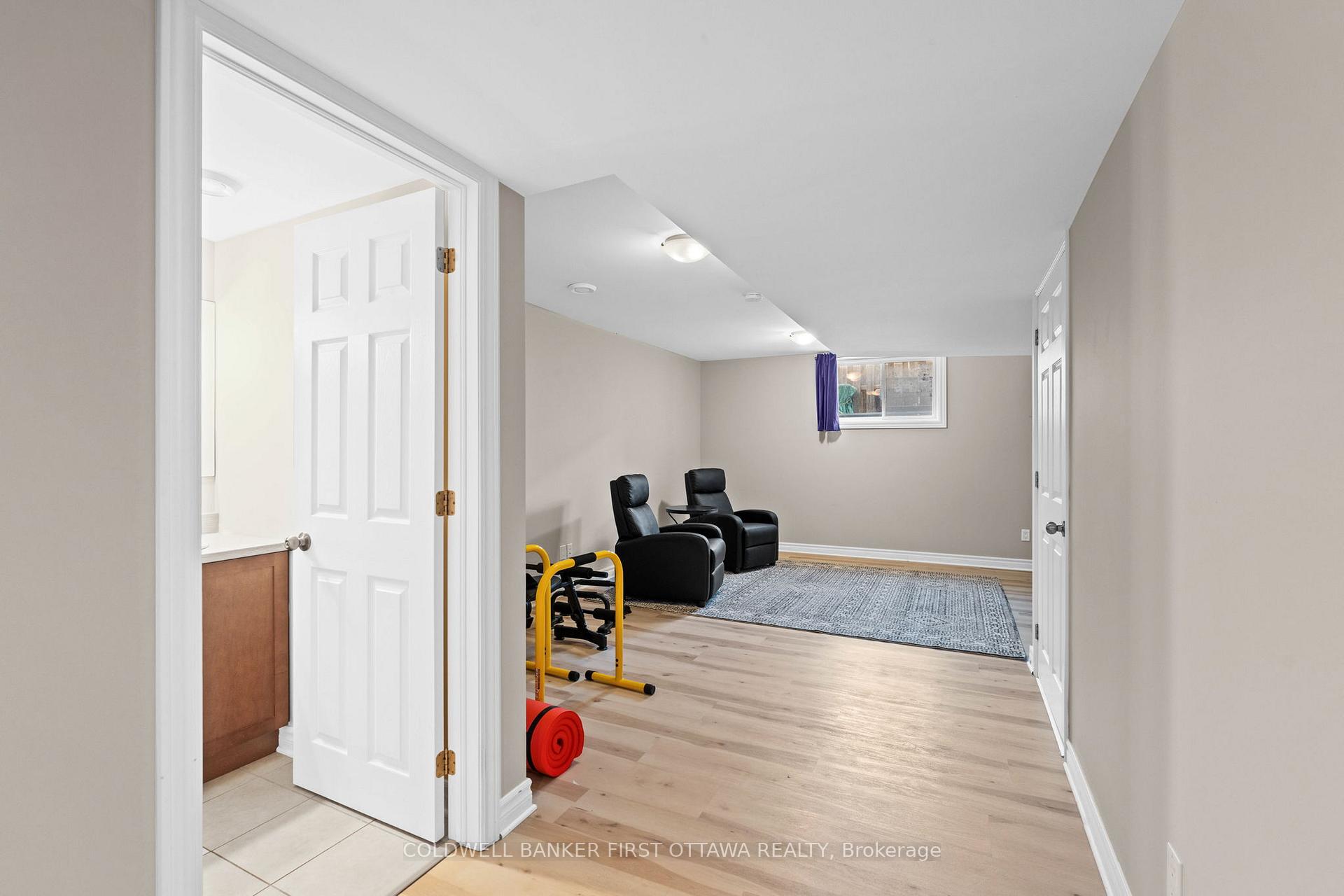 Photo 27 of 982 Hooper Street, Ottawa, Carlington — HOMEH