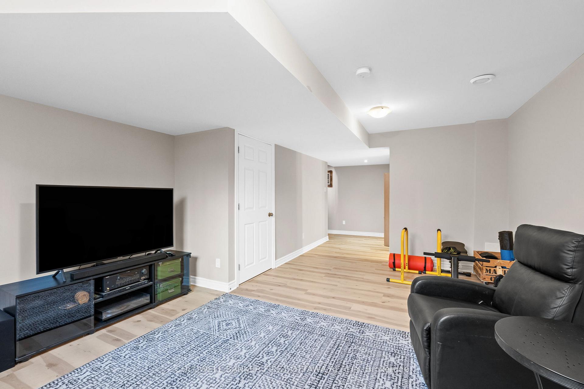 Photo 31 of 982 Hooper Street, Ottawa, Carlington — HOMEH
