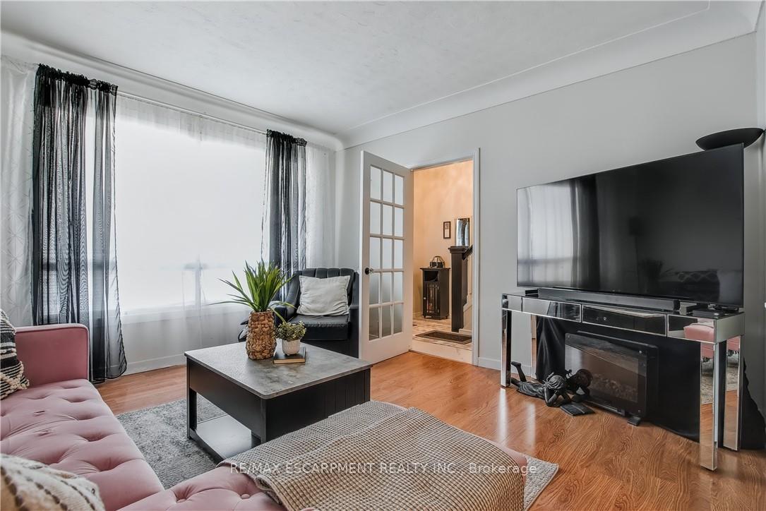 Photo 9 of 51 East 22nd Street, Hamilton, Eastmount — HOMEH
