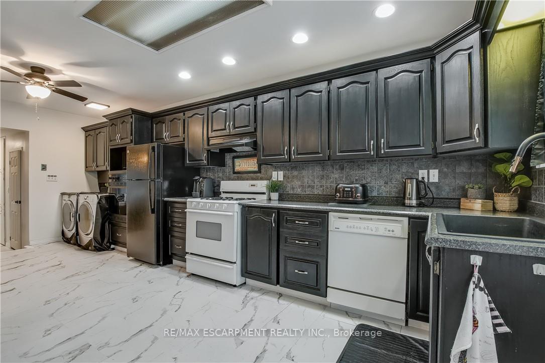 Photo 17 of 51 East 22nd Street, Hamilton, Eastmount — HOMEH