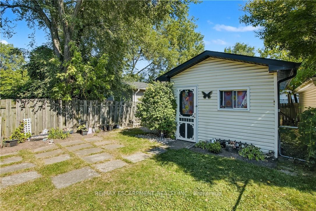 Photo 32 of 51 East 22nd Street, Hamilton, Eastmount — HOMEH