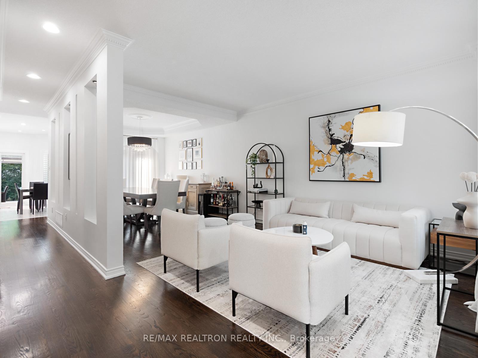Photo 7 of 132 Oakhurst Drive, Vaughan, Beverley Glen — HOMEH
