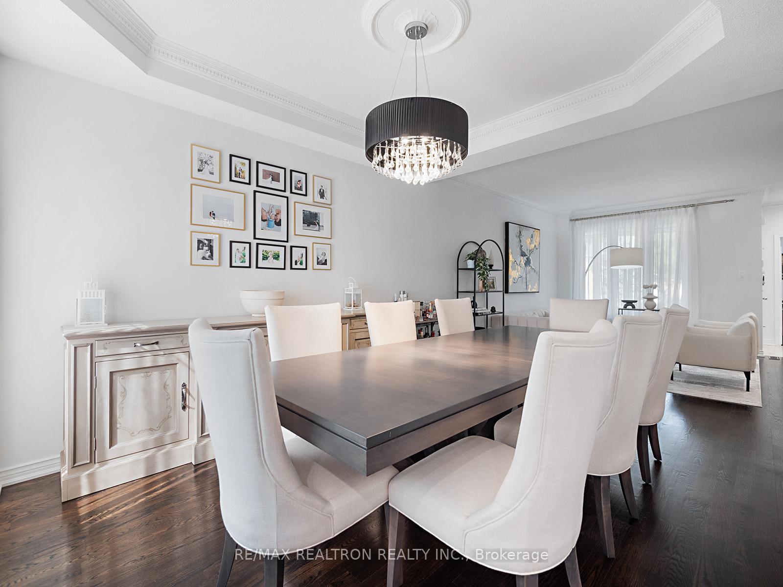 Photo 10 of 132 Oakhurst Drive, Vaughan, Beverley Glen — HOMEH