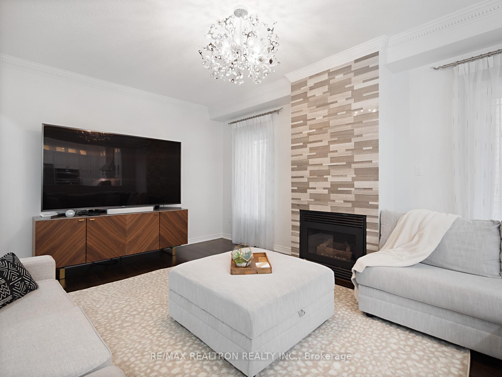 Photo 14 of 132 Oakhurst Drive, Vaughan, Beverley Glen — HOMEH