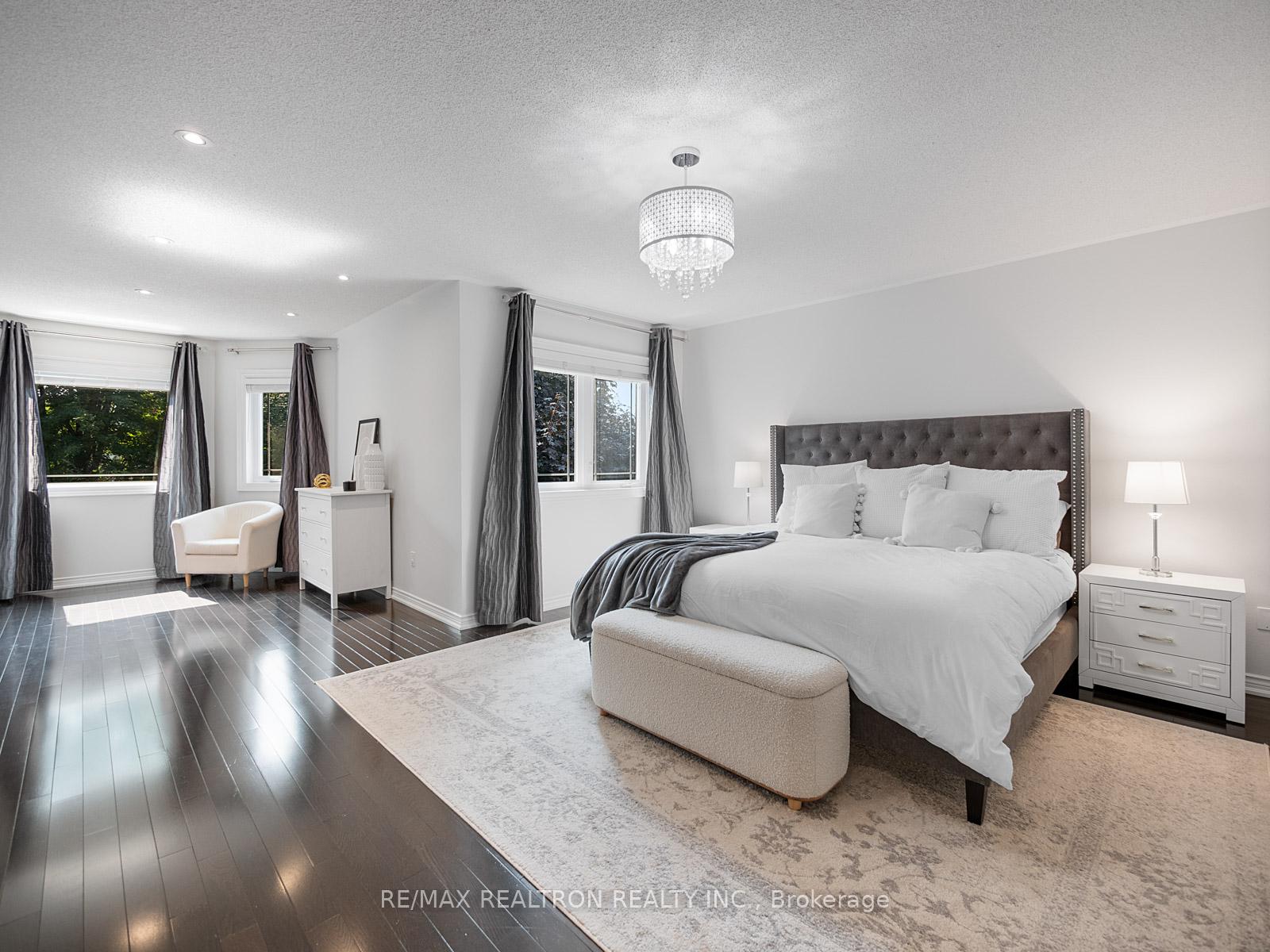 Photo 17 of 132 Oakhurst Drive, Vaughan, Beverley Glen — HOMEH