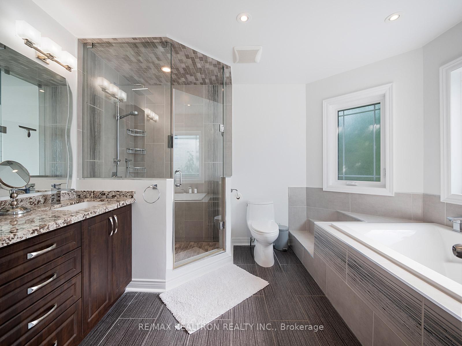 Photo 20 of 132 Oakhurst Drive, Vaughan, Beverley Glen — HOMEH