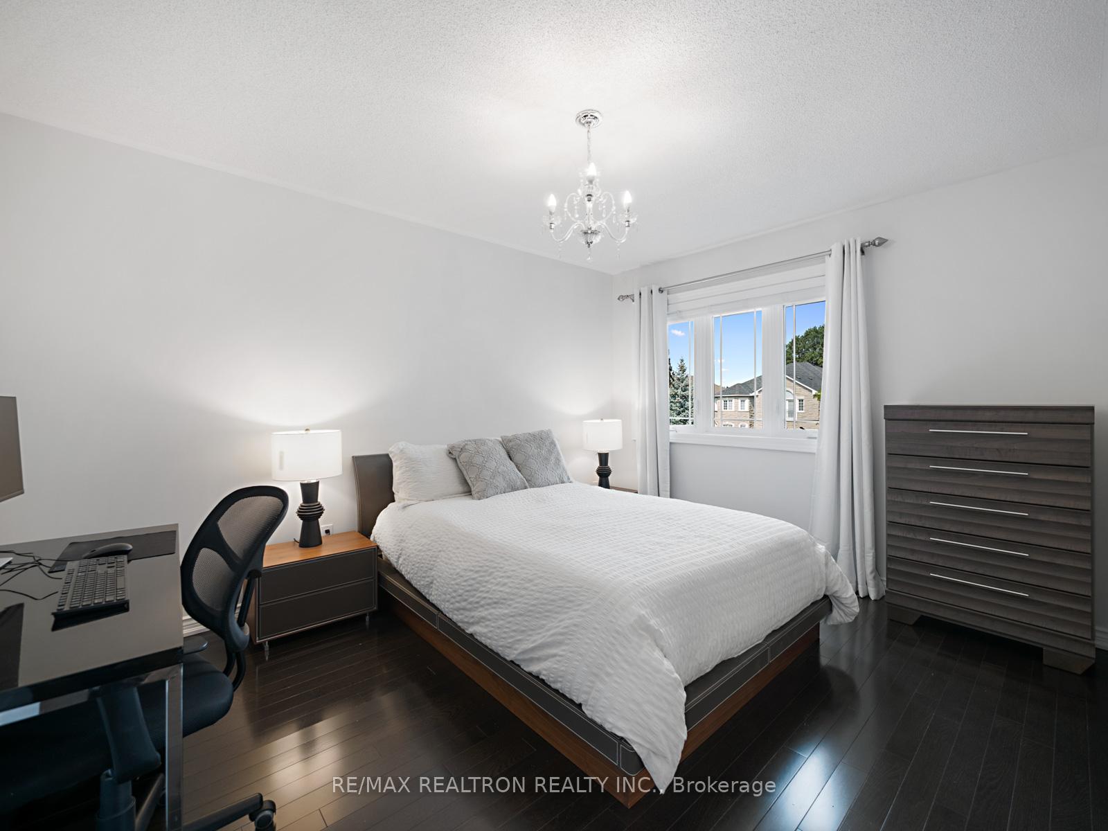 Photo 23 of 132 Oakhurst Drive, Vaughan, Beverley Glen — HOMEH