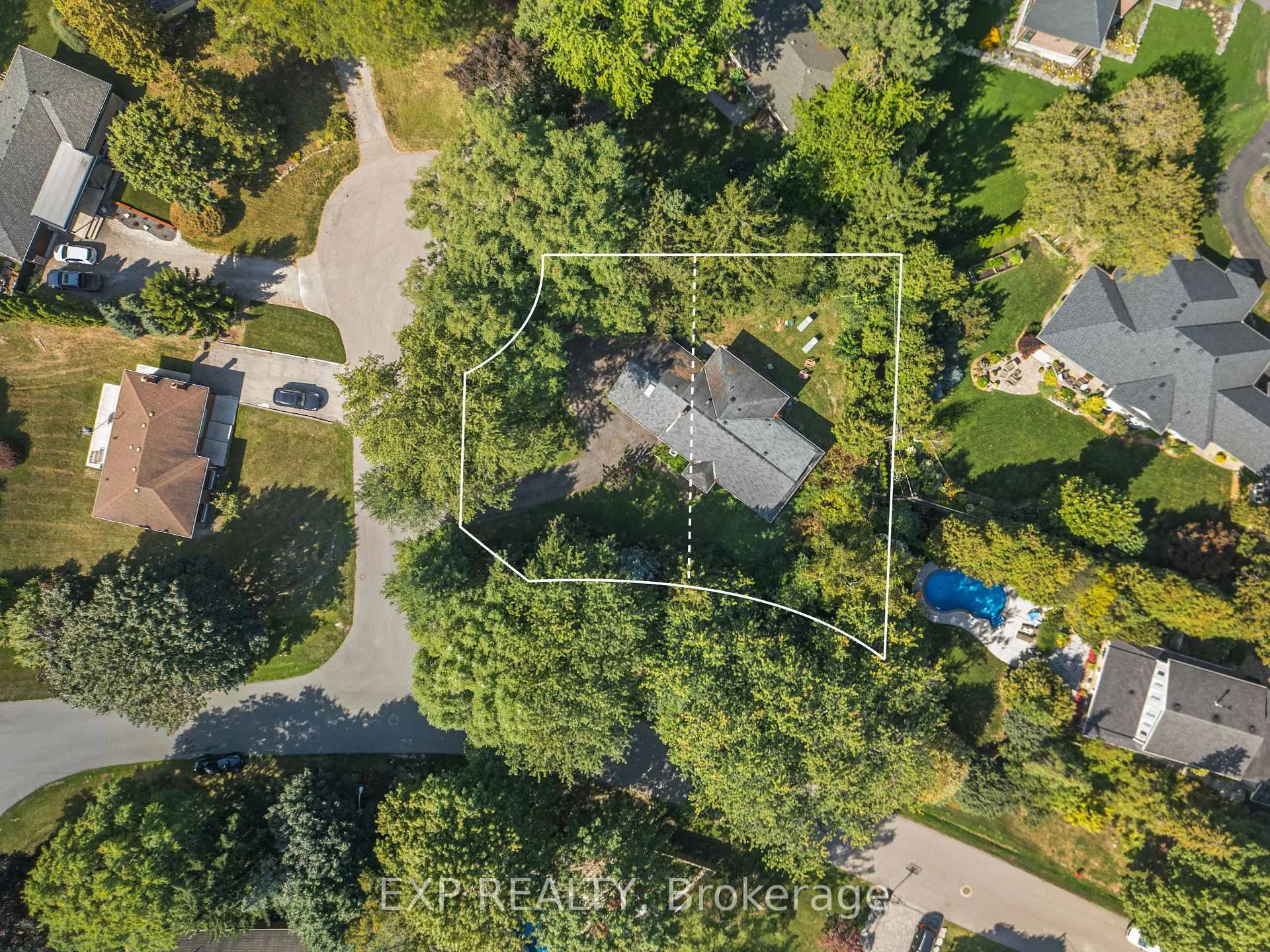 Photo 1 of 376 Philip Place, Hamilton, Ancaster — HOMEH