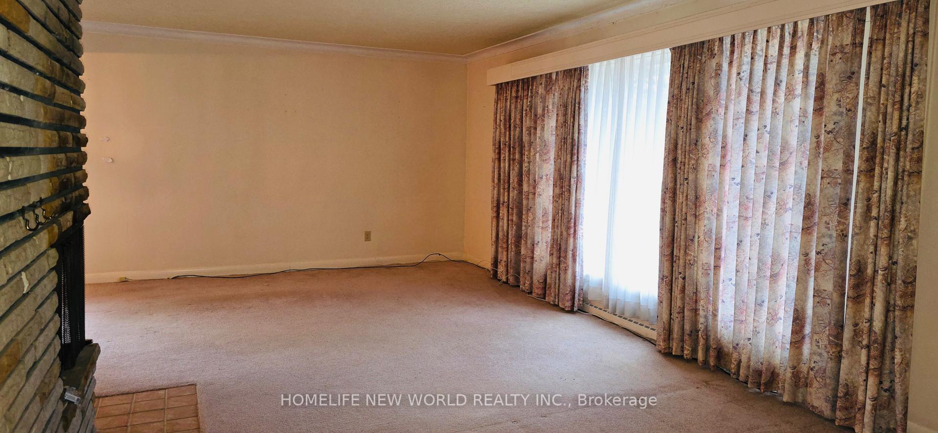 Photo 3 of 145 Waymar Heights Boulevard, Vaughan, Islington Woods — HOMEH