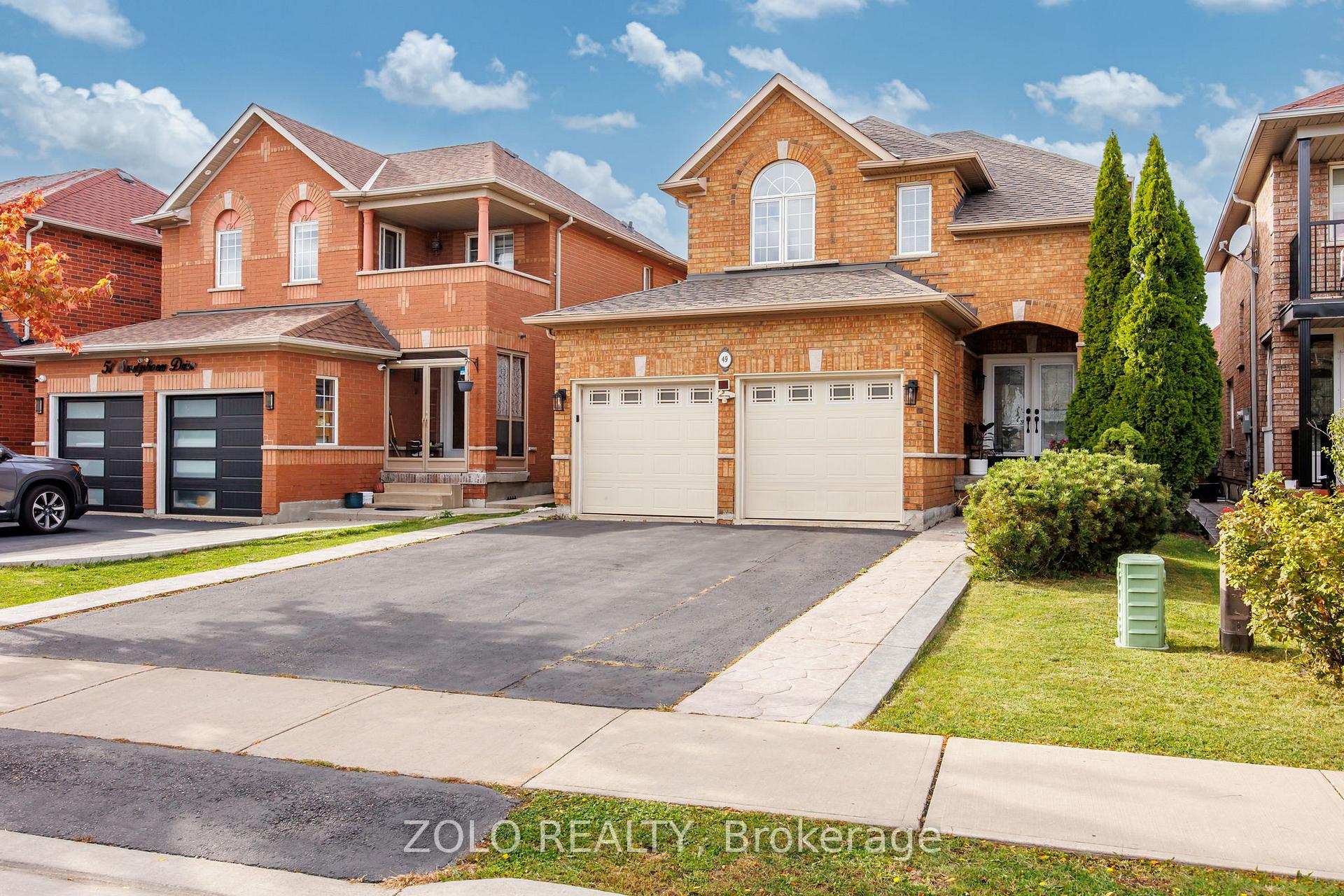 Photo 3 of 49 Sandyshores Drive, Brampton, Sandringham-Wellington — HOMEH