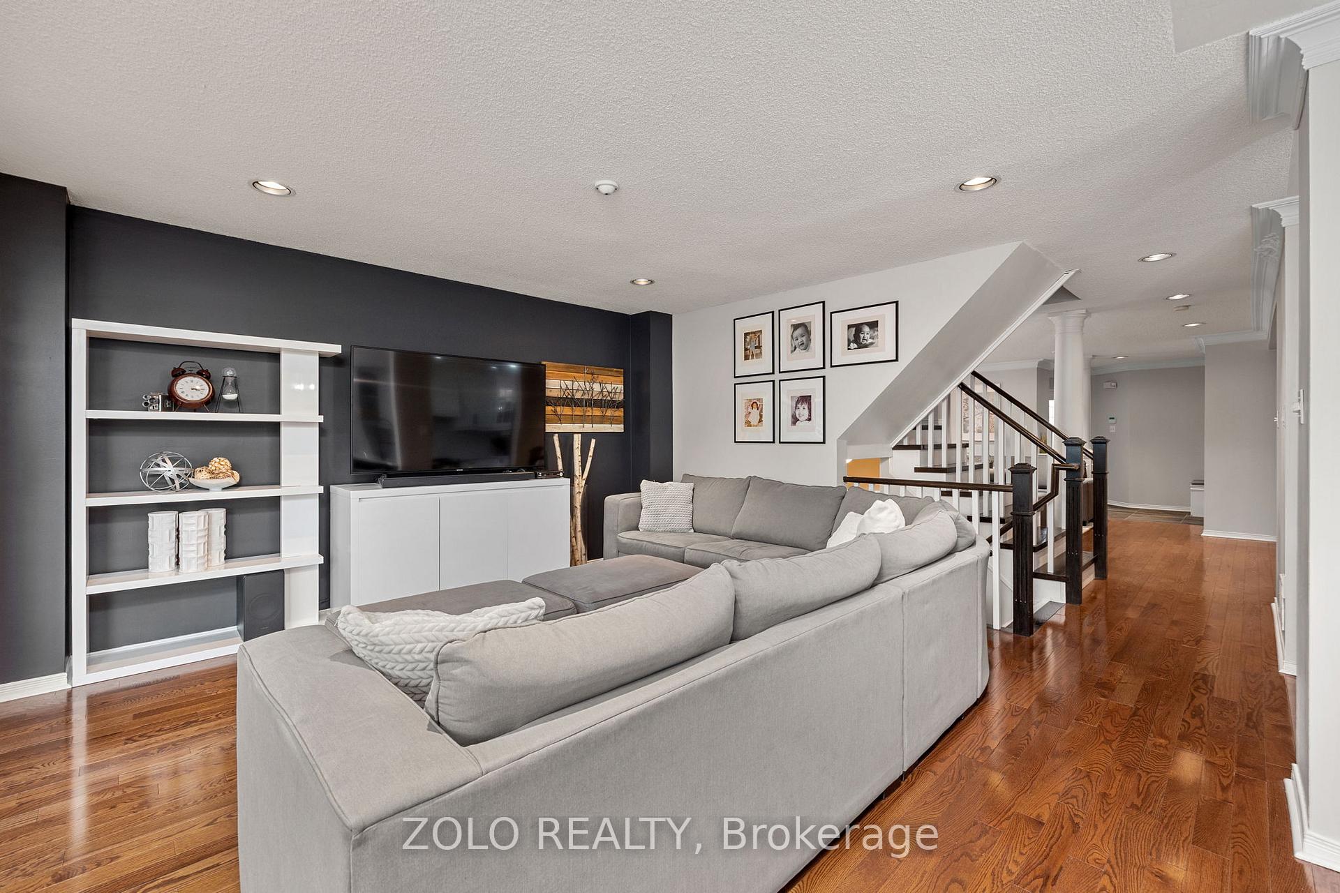 Photo 14 of 49 Sandyshores Drive, Brampton, Sandringham-Wellington — HOMEH