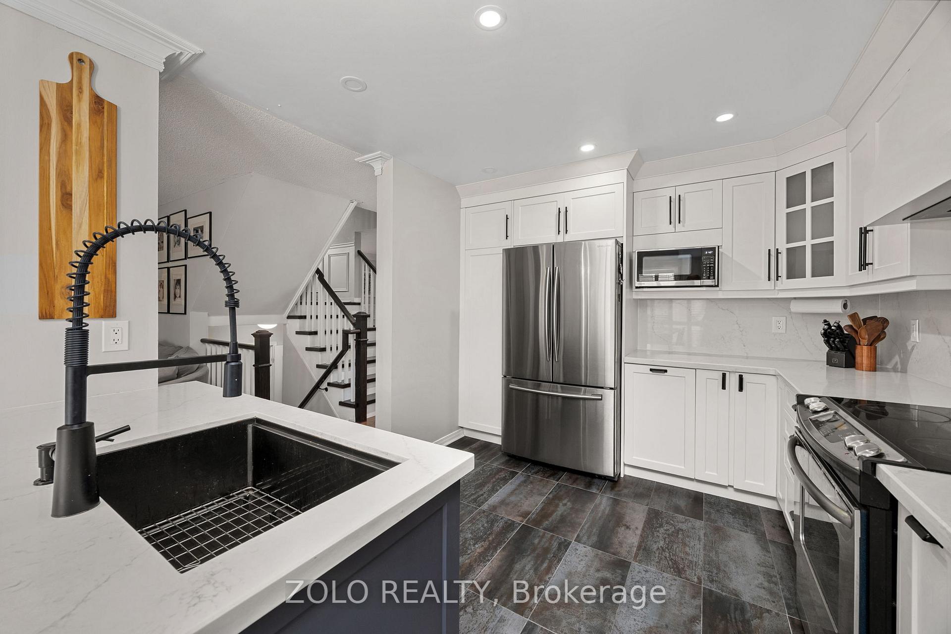 Photo 22 of 49 Sandyshores Drive, Brampton, Sandringham-Wellington — HOMEH