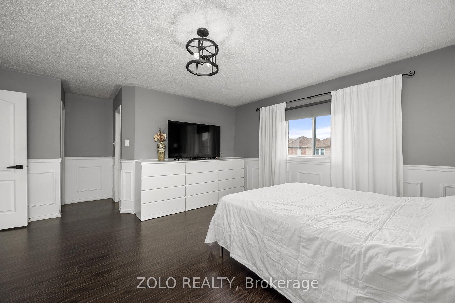 Photo 27 of 49 Sandyshores Drive, Brampton, Sandringham-Wellington — HOMEH