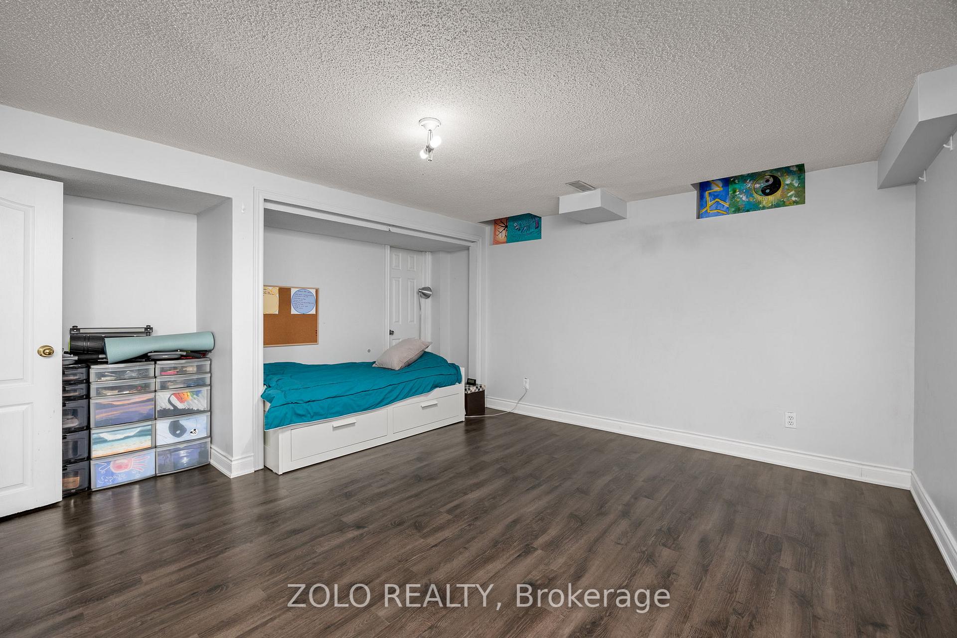 Photo 37 of 49 Sandyshores Drive, Brampton, Sandringham-Wellington — HOMEH
