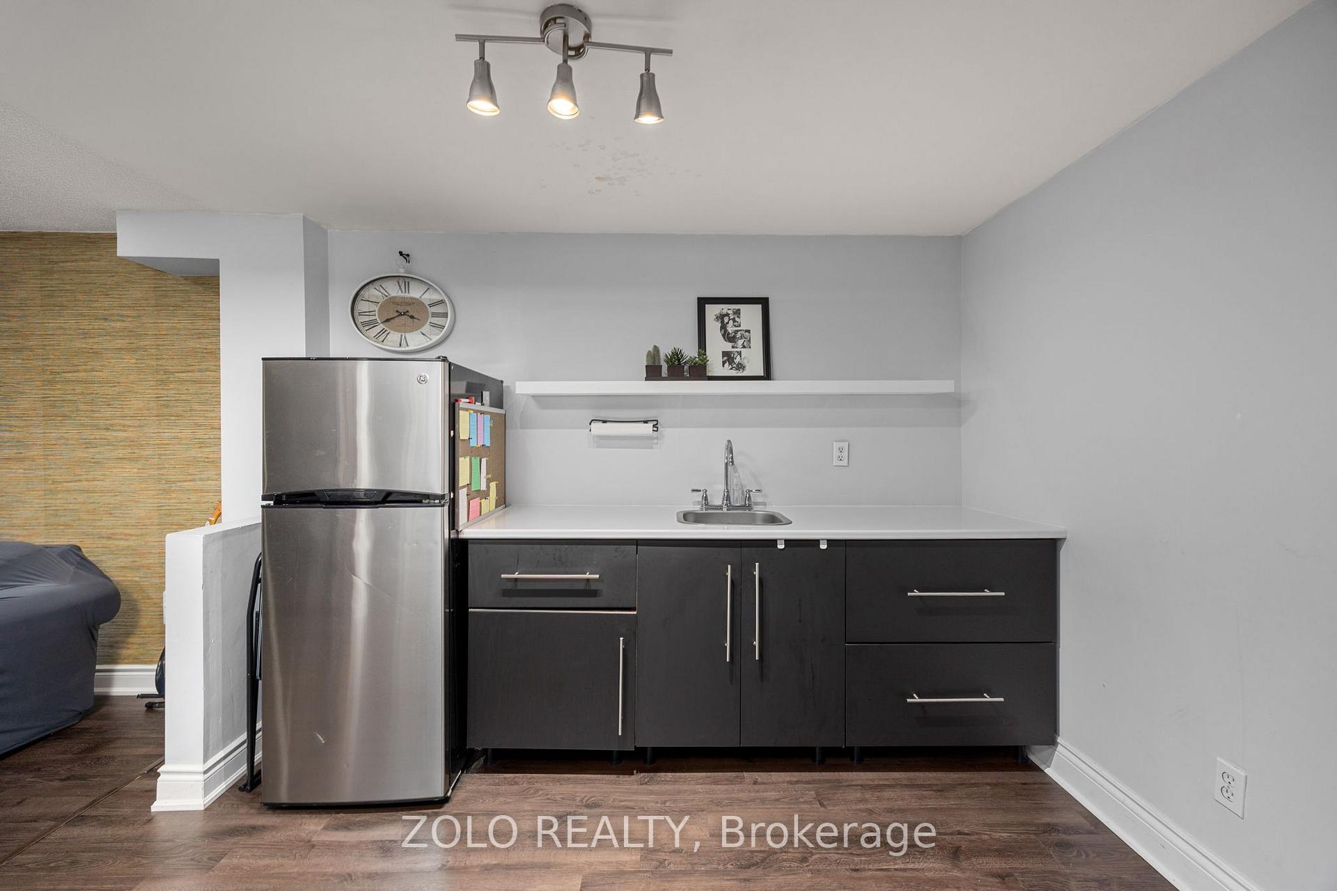 Photo 38 of 49 Sandyshores Drive, Brampton, Sandringham-Wellington — HOMEH