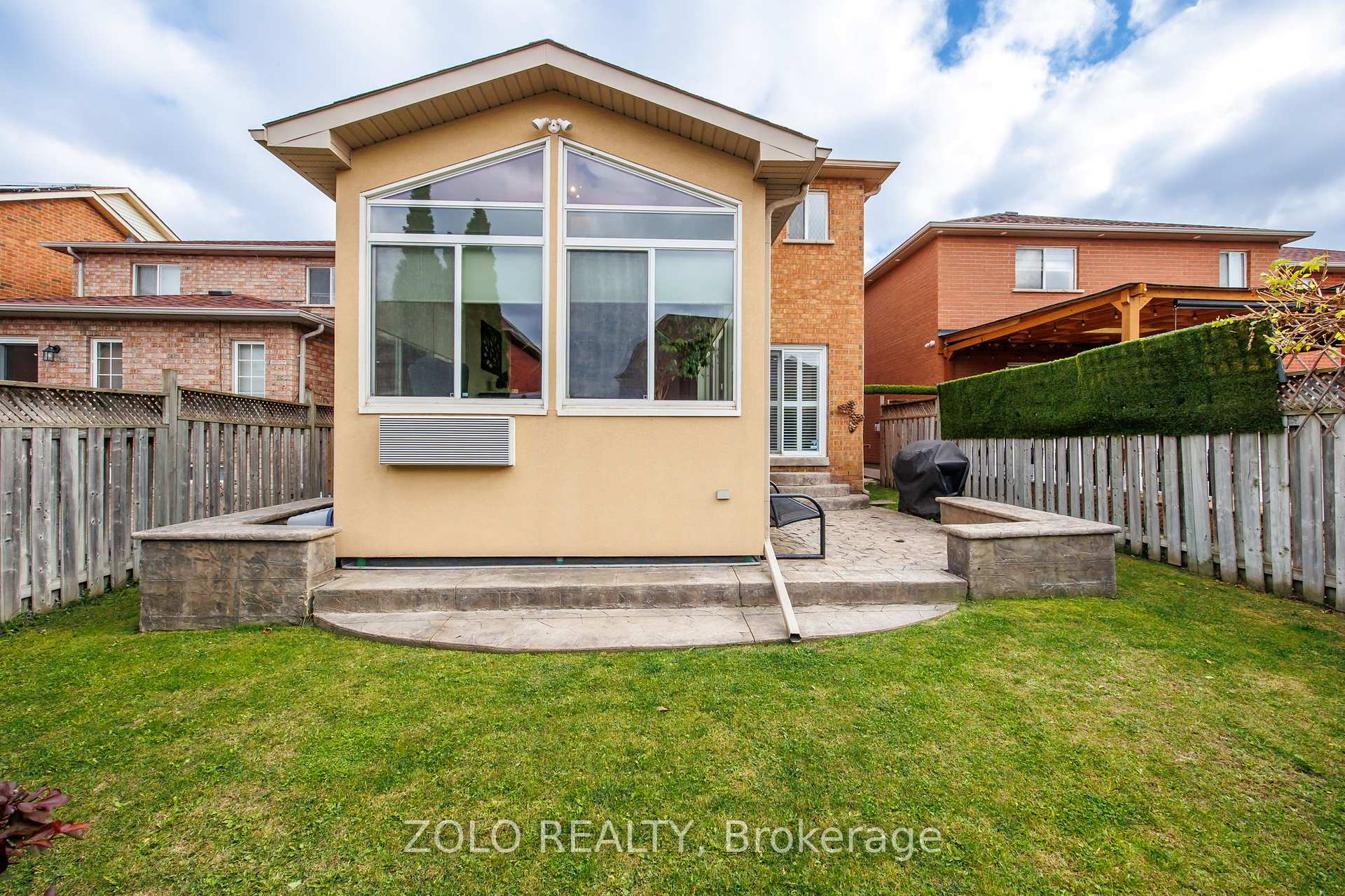 Photo 44 of 49 Sandyshores Drive, Brampton, Sandringham-Wellington — HOMEH