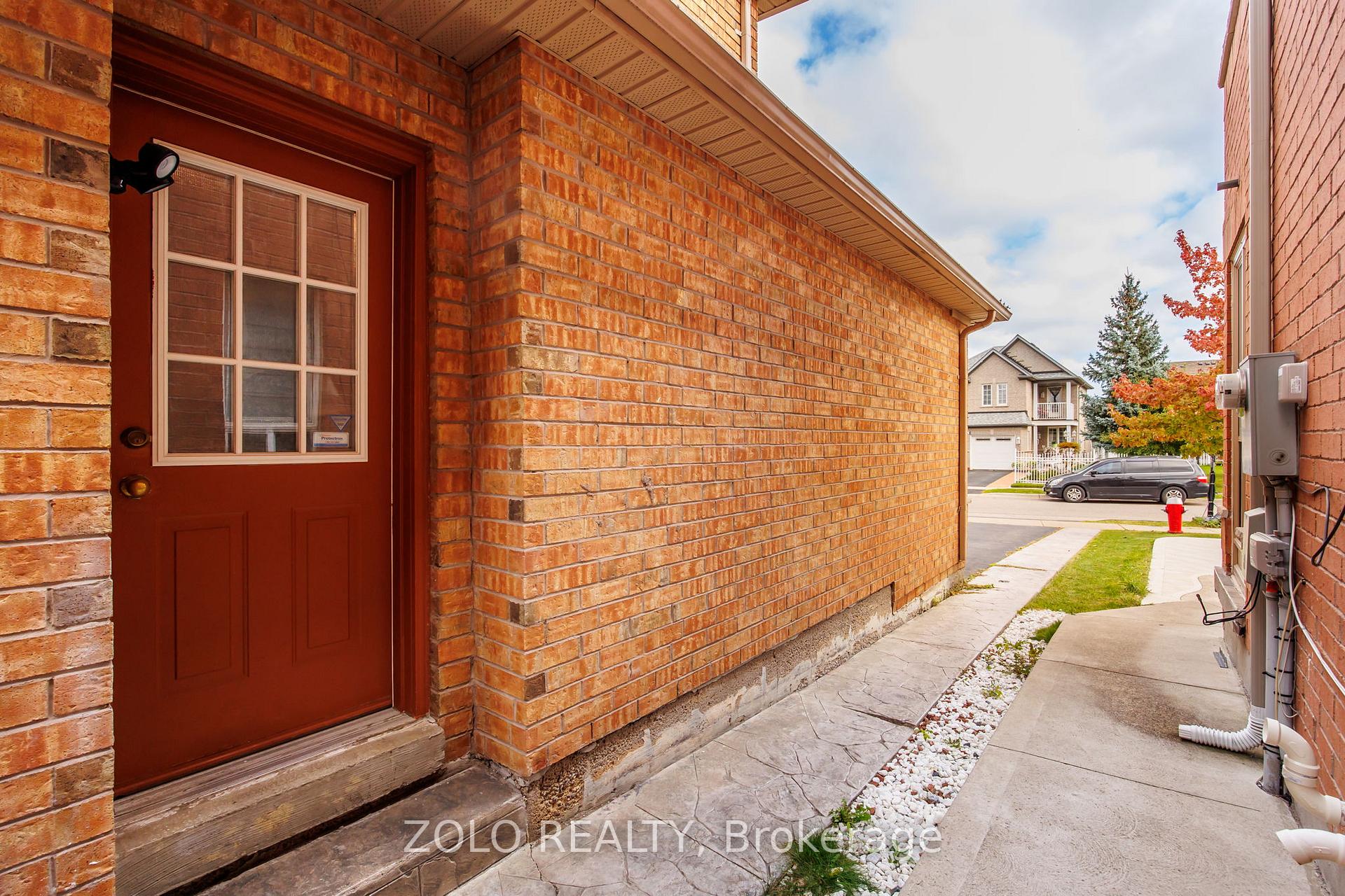 Photo 46 of 49 Sandyshores Drive, Brampton, Sandringham-Wellington — HOMEH