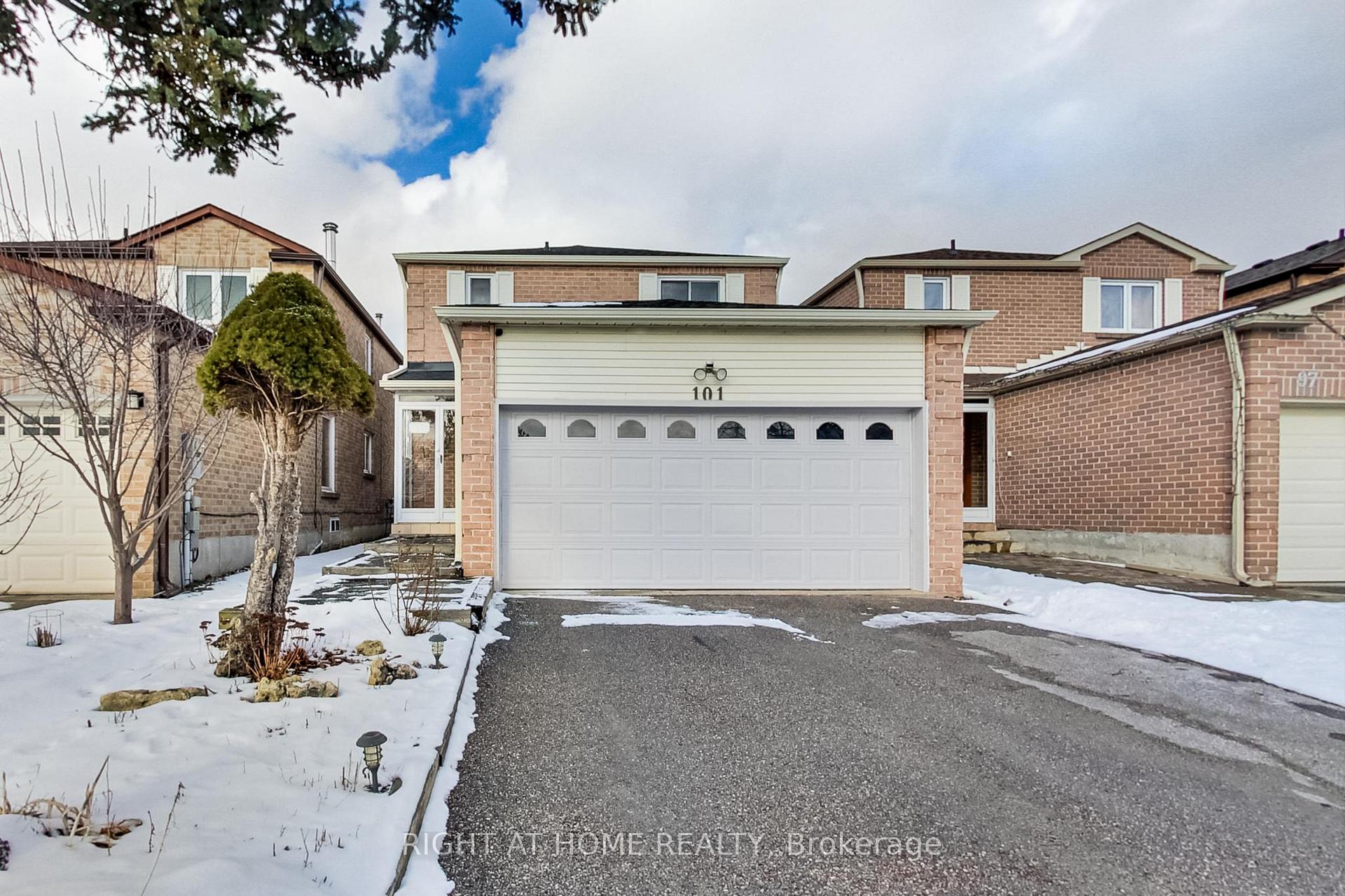 Photo 1 of 101 Bradbeer Crescent, Vaughan, Crestwood-Springfarm-Yorkhill — HOMEH