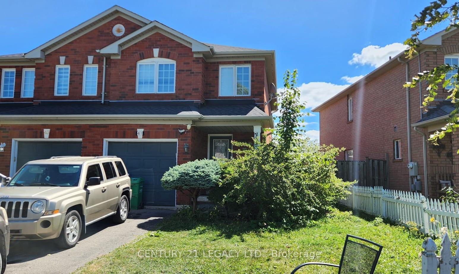Photo 1 of 41 Melissa Court, Brampton, Fletcher's Meadow — HOMEH