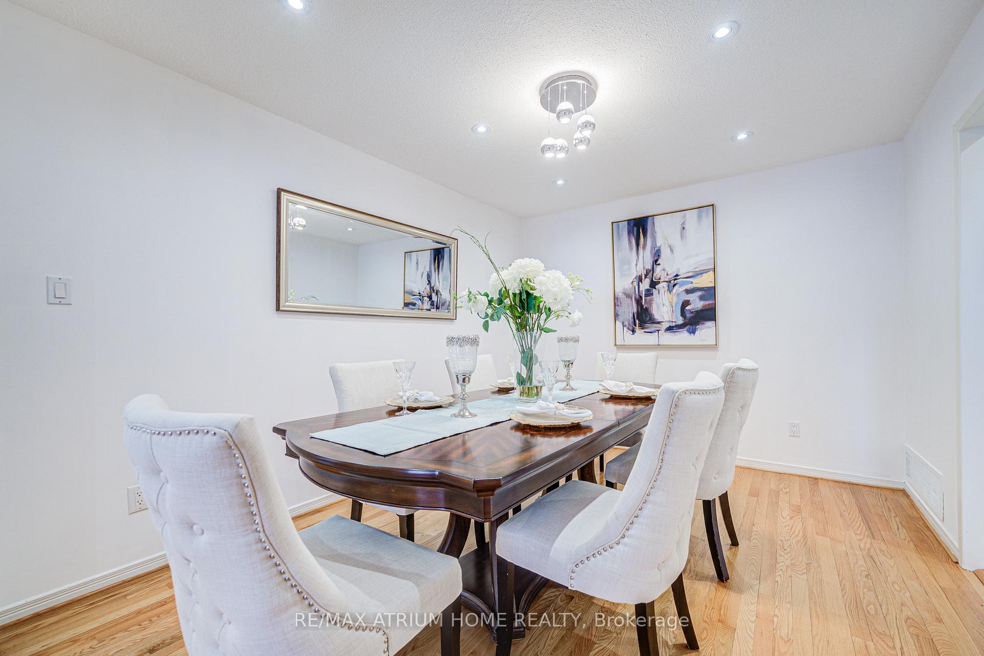 Photo 7 of 41 Kimbergate Way, Vaughan, Brownridge — HOMEH