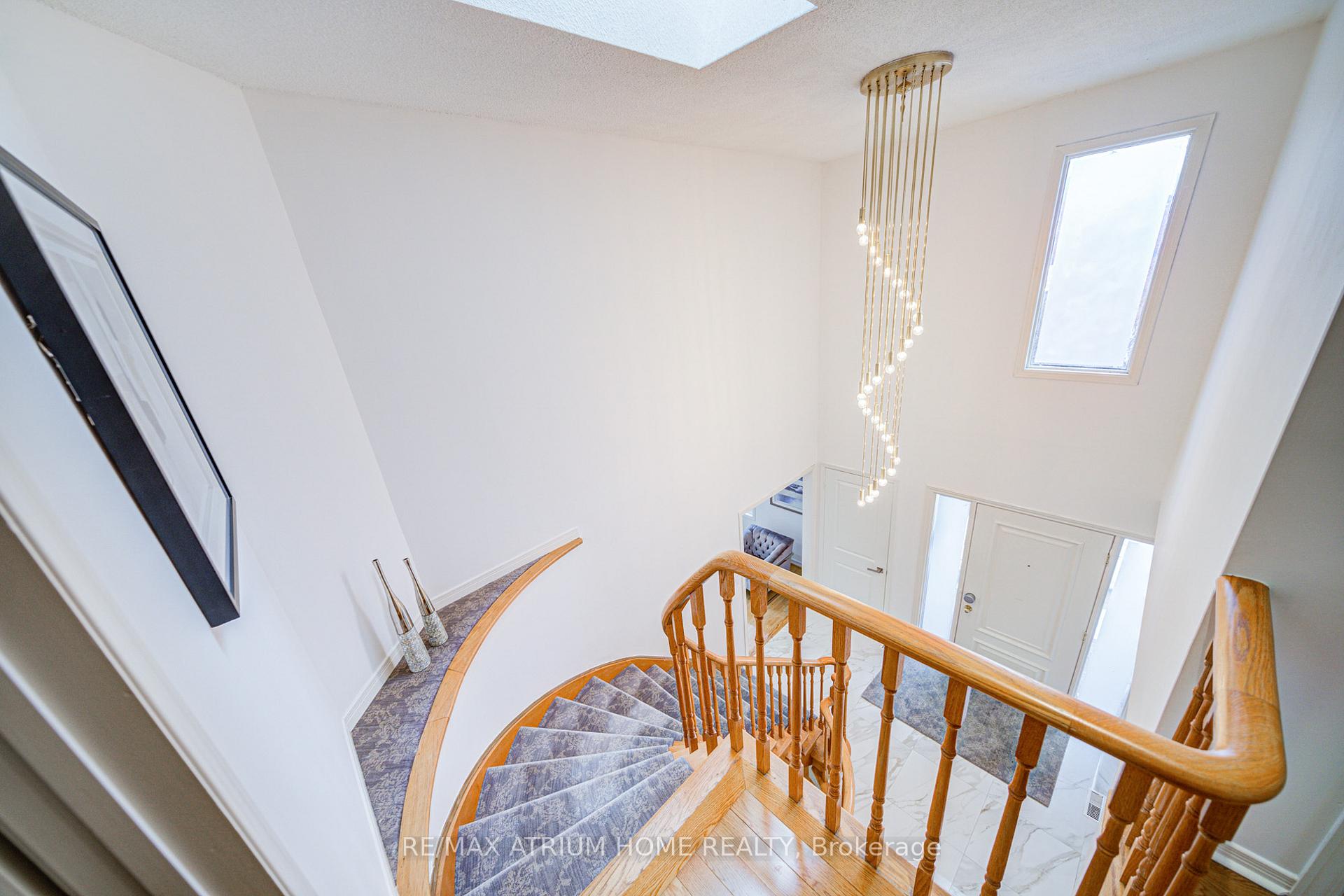 Photo 22 of 41 Kimbergate Way, Vaughan, Brownridge — HOMEH