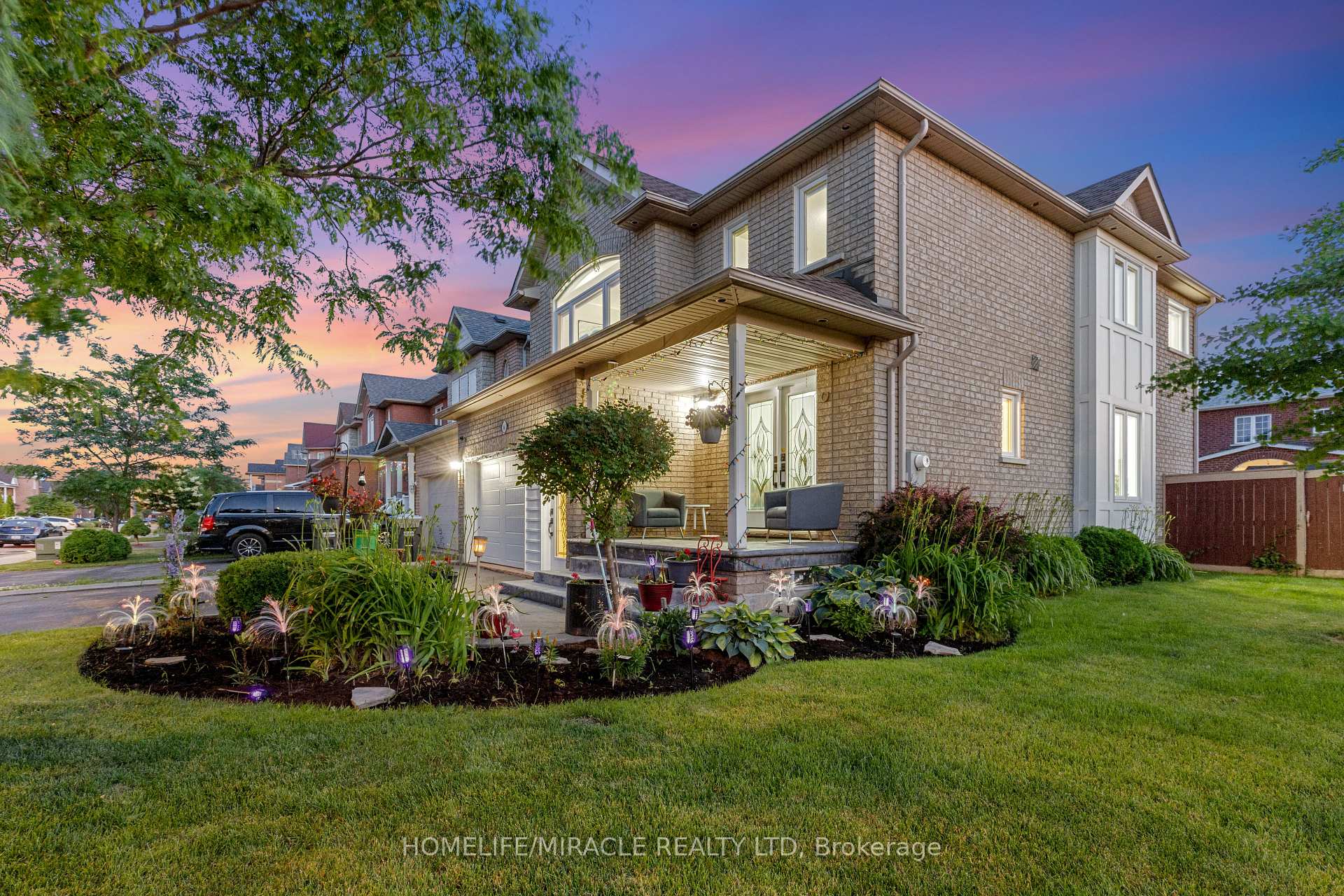 Photo 8 of 44 Newark Way, Brampton, Fletcher's Meadow — HOMEH