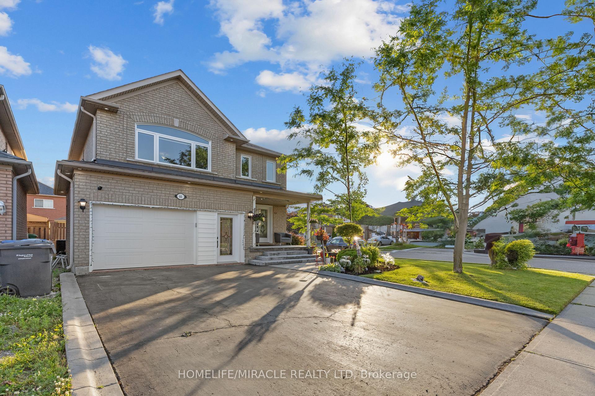 Photo 9 of 44 Newark Way, Brampton, Fletcher's Meadow — HOMEH