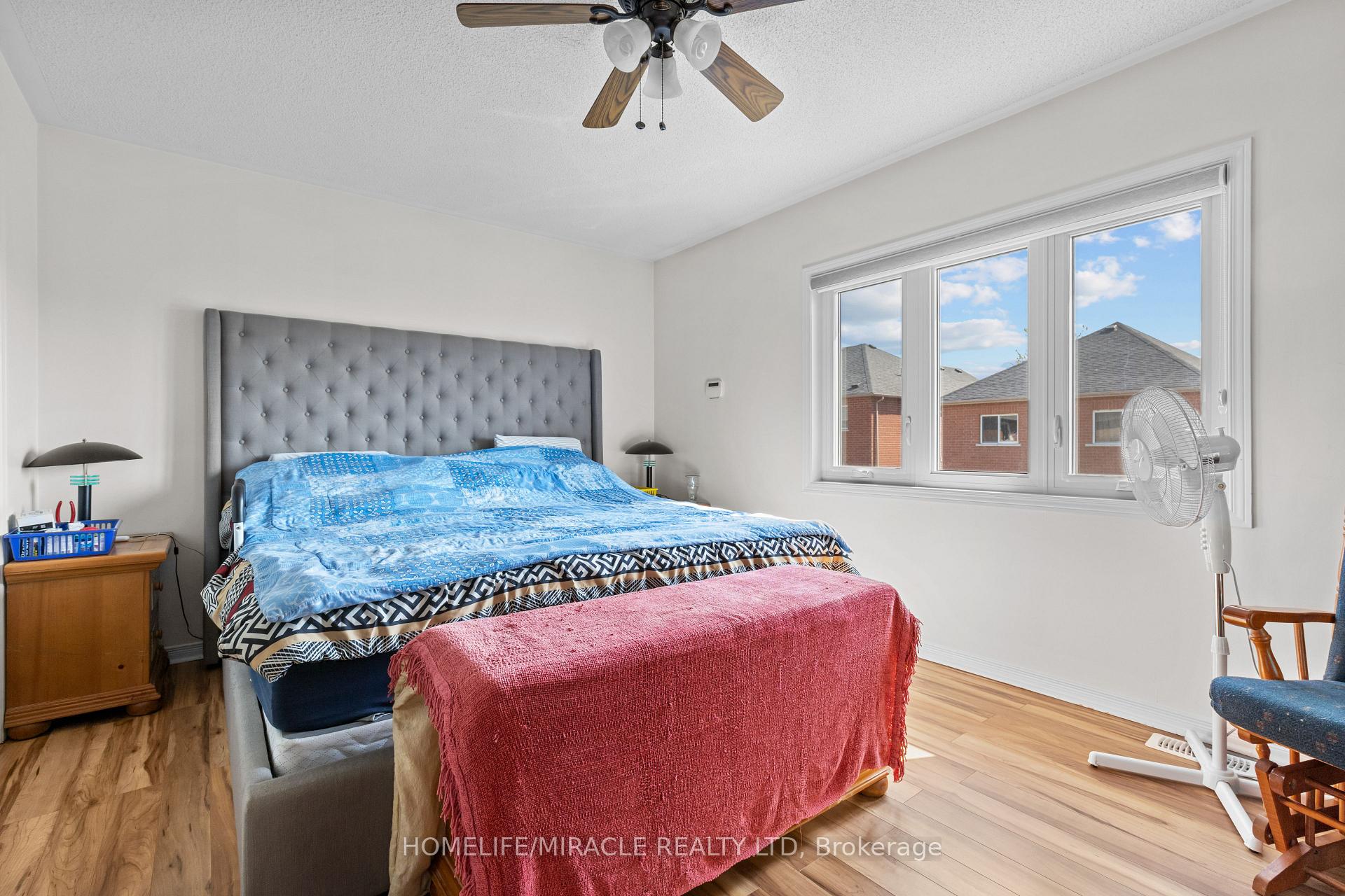 Photo 32 of 44 Newark Way, Brampton, Fletcher's Meadow — HOMEH