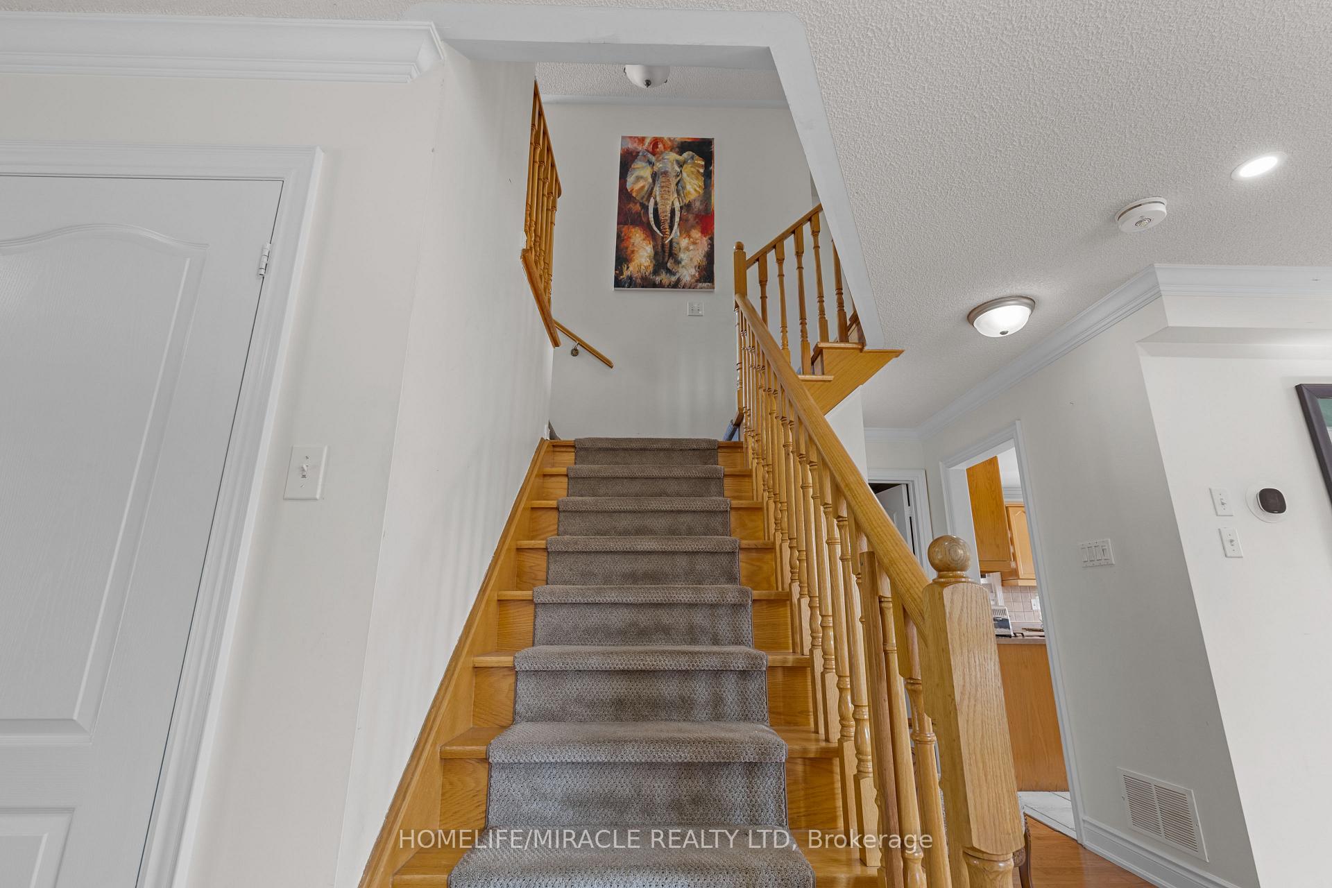 Photo 37 of 44 Newark Way, Brampton, Fletcher's Meadow — HOMEH