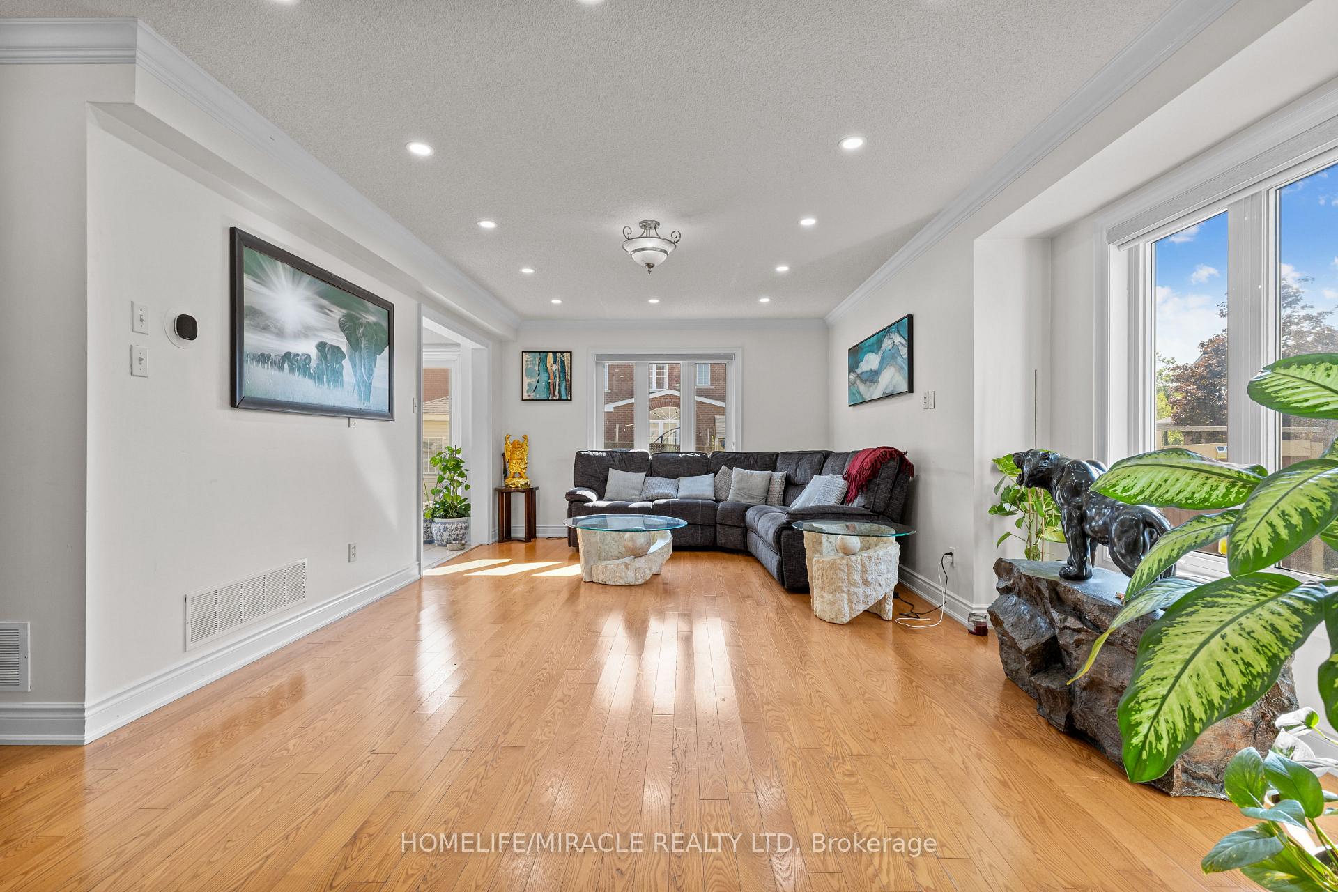 Photo 39 of 44 Newark Way, Brampton, Fletcher's Meadow — HOMEH