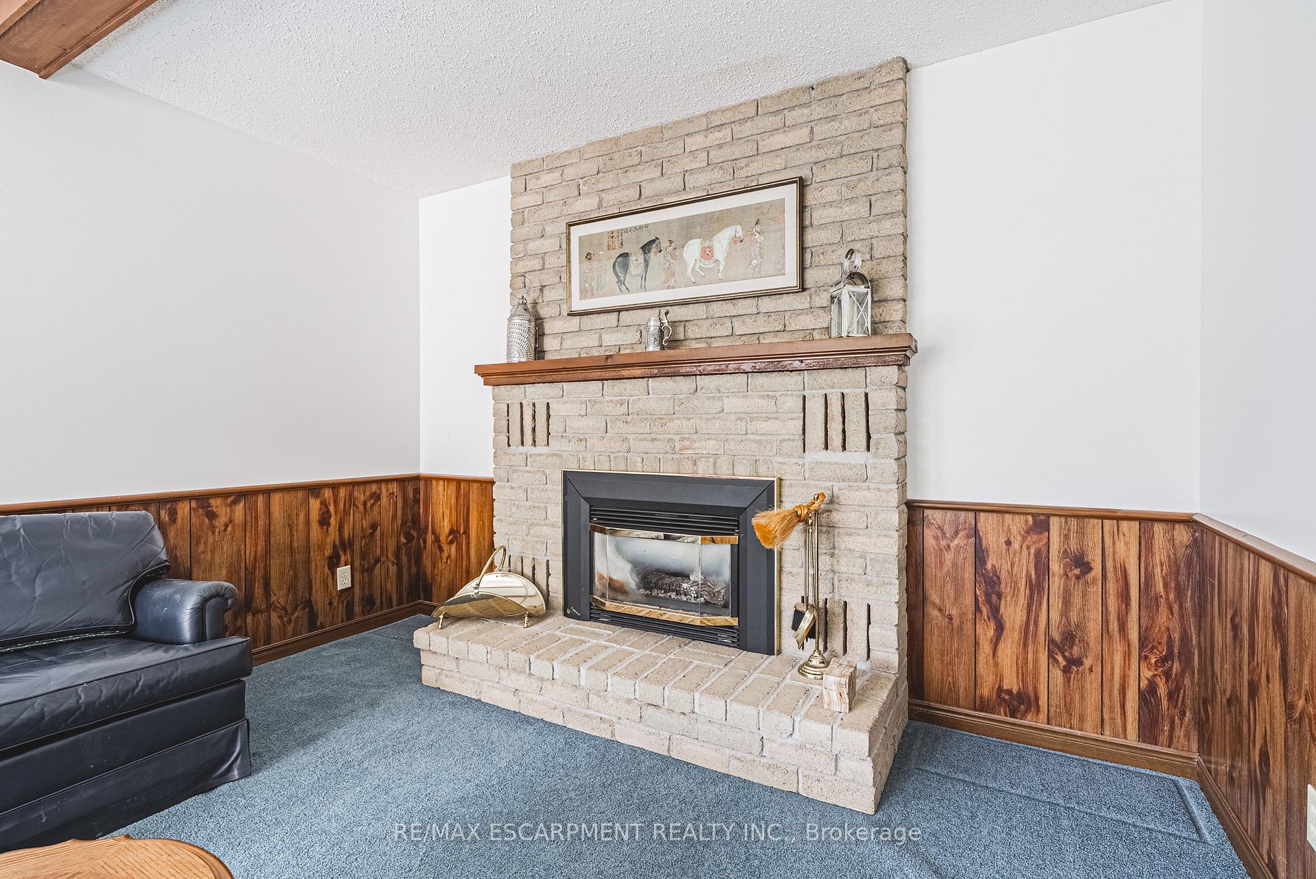 Photo 23 of 140 Amberly Boulevard, Hamilton, Ancaster — HOMEH