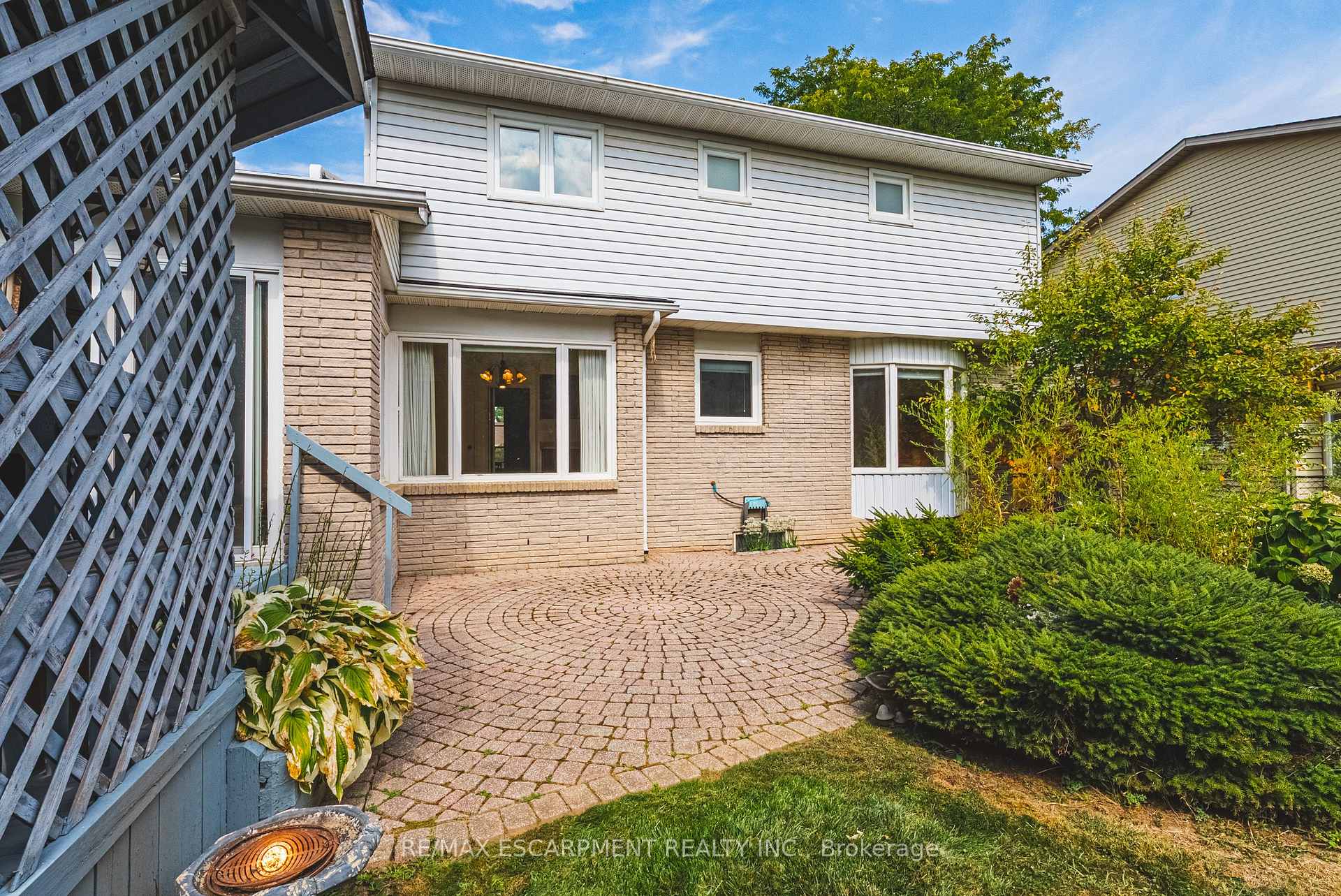 Photo 42 of 140 Amberly Boulevard, Hamilton, Ancaster — HOMEH