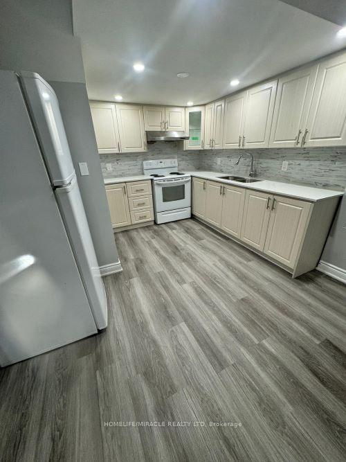 Photo 9 of Unit Bsmt, 14 Covebank Crescent, Brampton, Bram East — HOMEH
