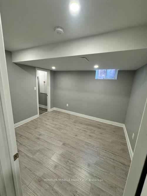 Photo 10 of Unit Bsmt, 14 Covebank Crescent, Brampton, Bram East — HOMEH