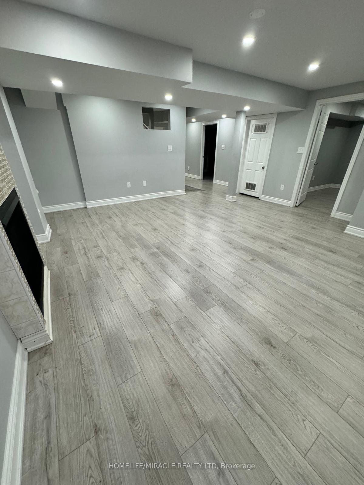 Photo 14 of Unit Bsmt, 14 Covebank Crescent, Brampton, Bram East — HOMEH