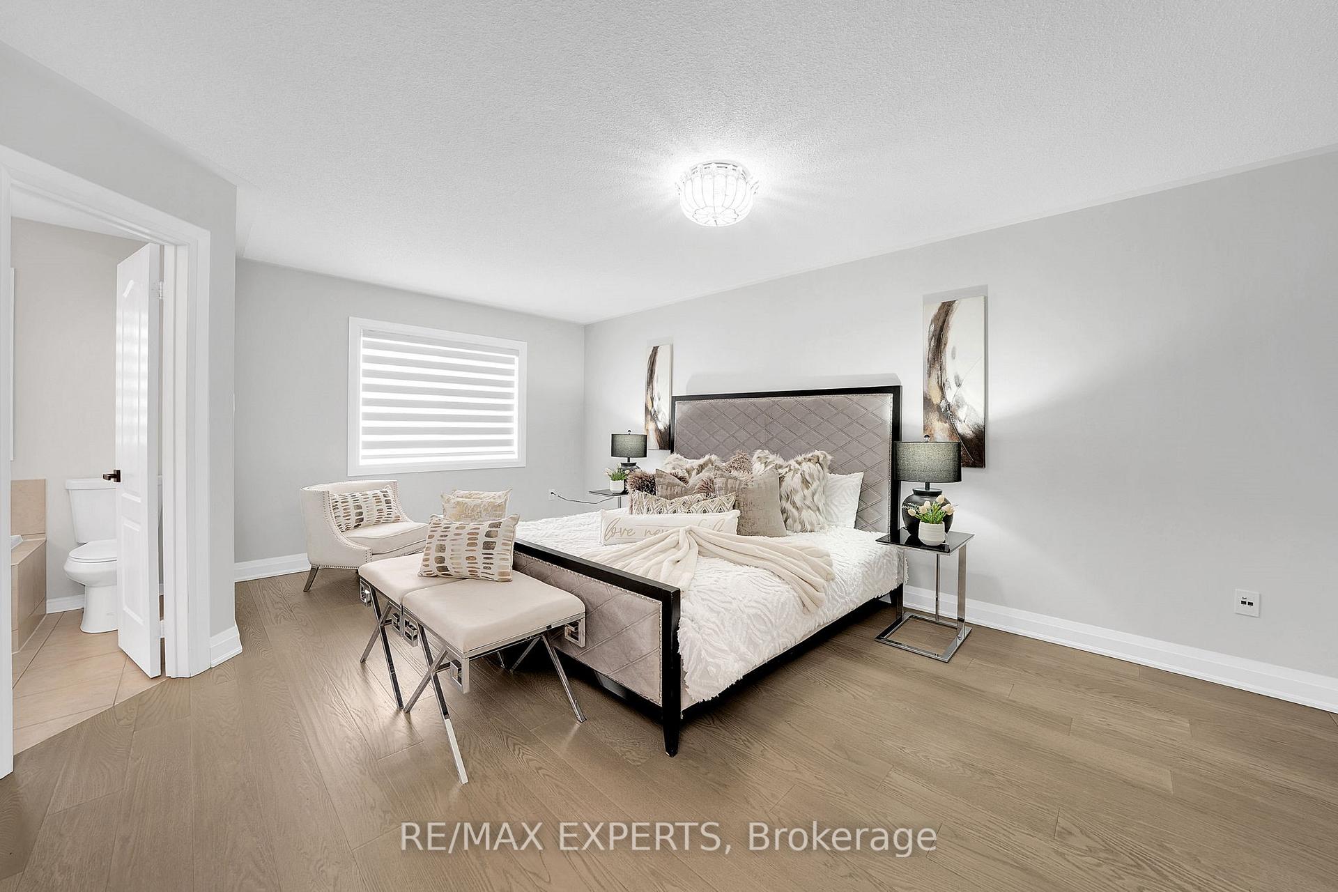 Photo 14 of 66 Lodgeway Drive, Vaughan, Rural Vaughan — HOMEH