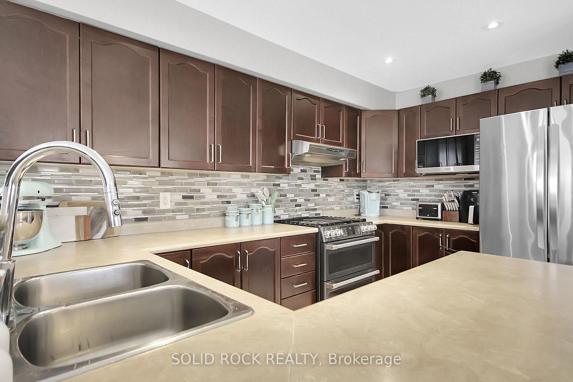 Photo 14 of 600 Gazebo Street, Ottawa, Riverside South/Gloucester Glen — HOMEH