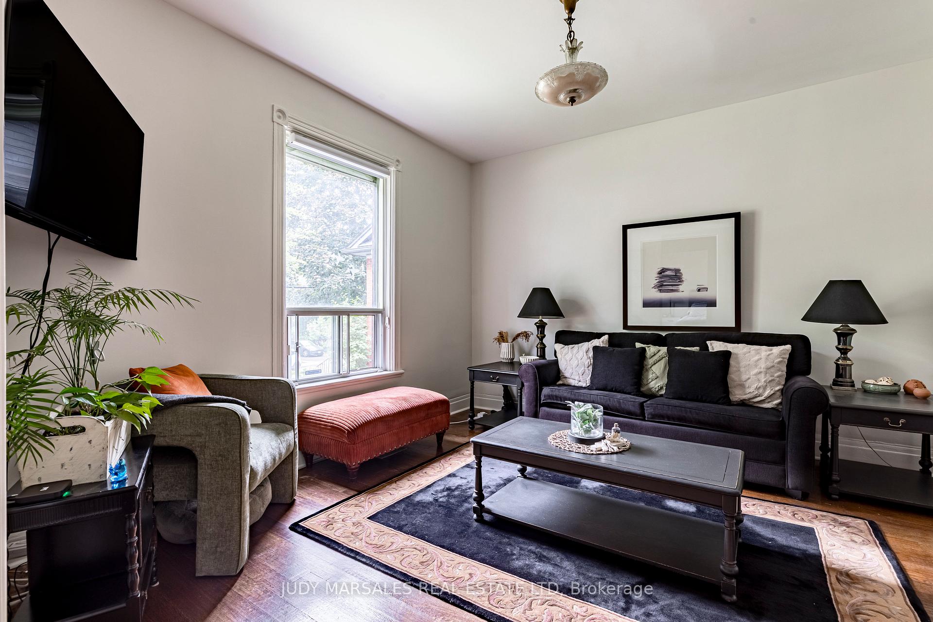 Photo 6 of 245 Hillcrest Avenue, Hamilton, Kirkendall — HOMEH