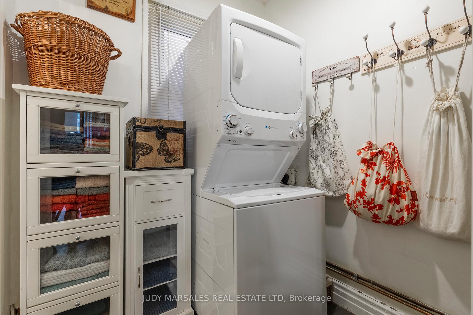 Photo 17 of 245 Hillcrest Avenue, Hamilton, Kirkendall — HOMEH