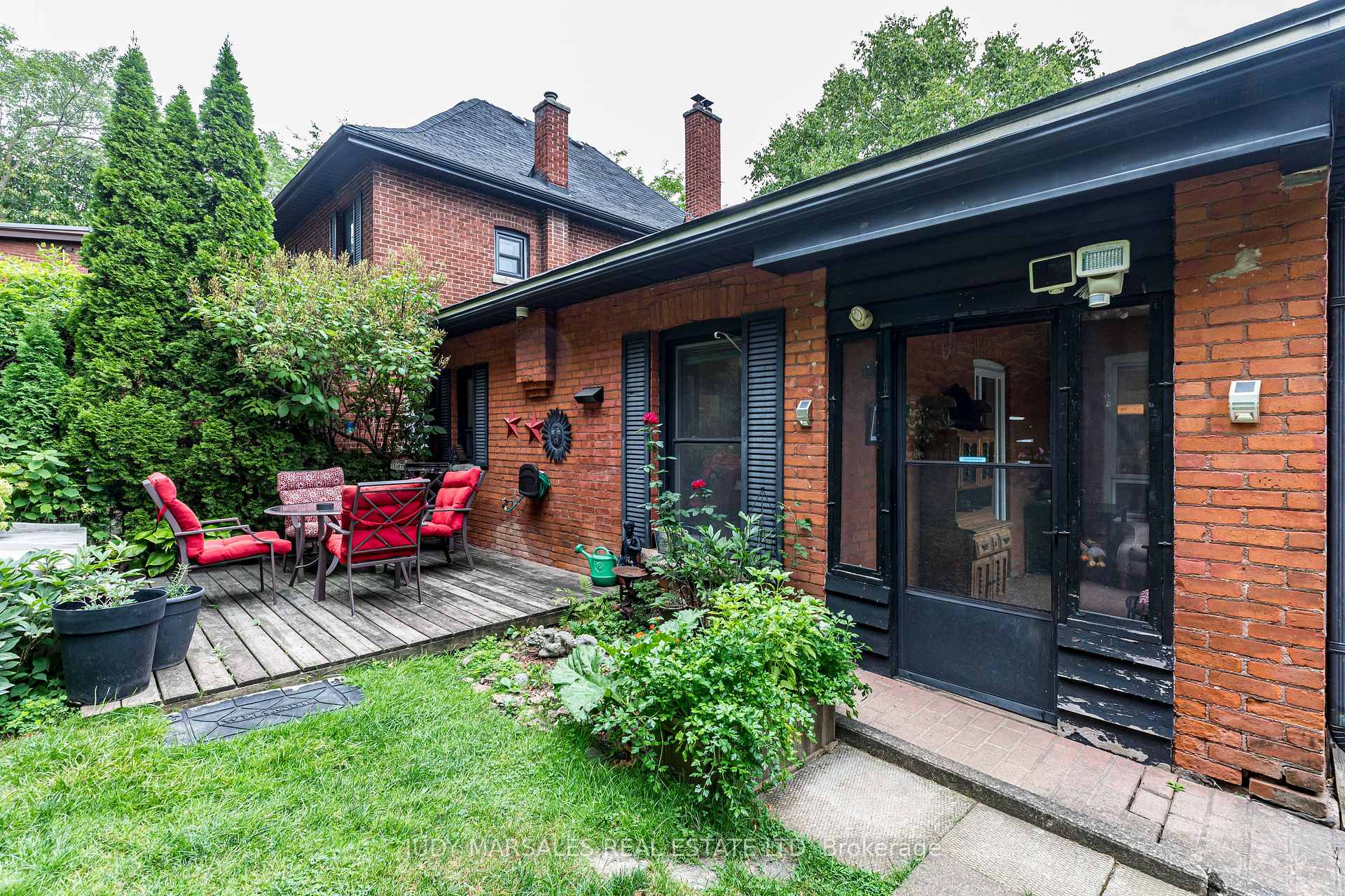 Photo 34 of 245 Hillcrest Avenue, Hamilton, Kirkendall — HOMEH