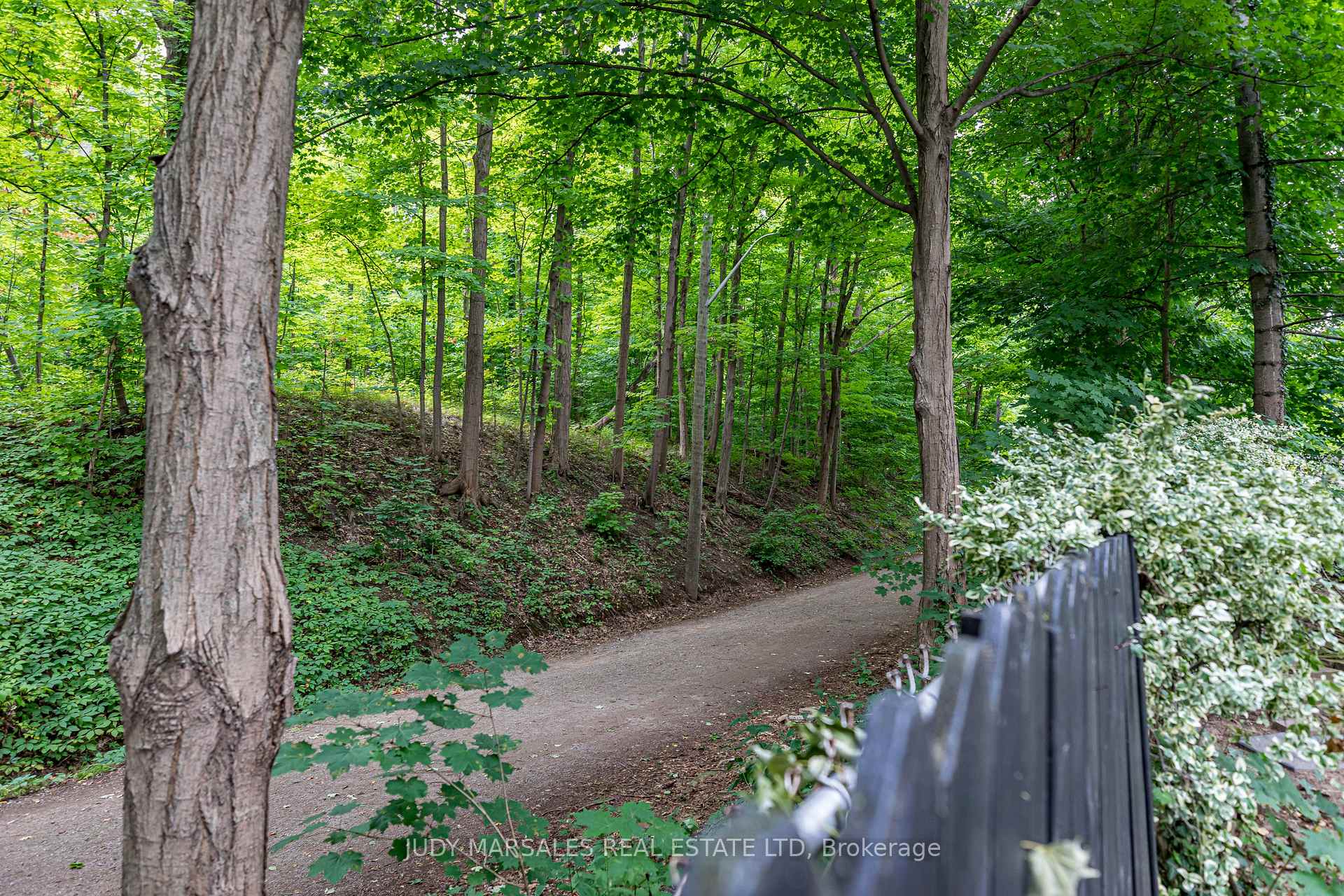 Photo 35 of 245 Hillcrest Avenue, Hamilton, Kirkendall — HOMEH